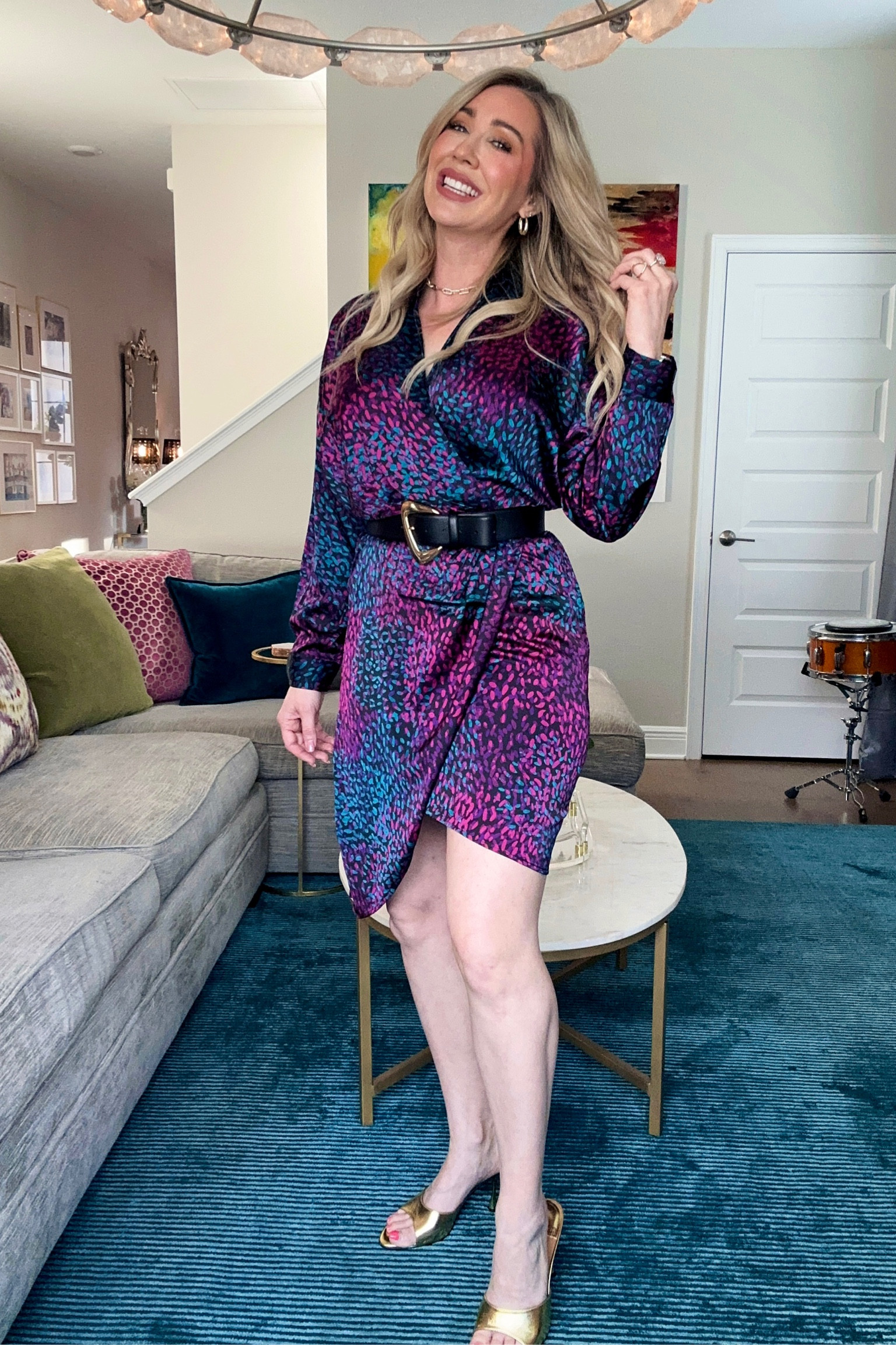 Love all the colors of this dress! The asymmetrical makes it so fun!
Wearing a medium 

💋 in shade pillowtalk