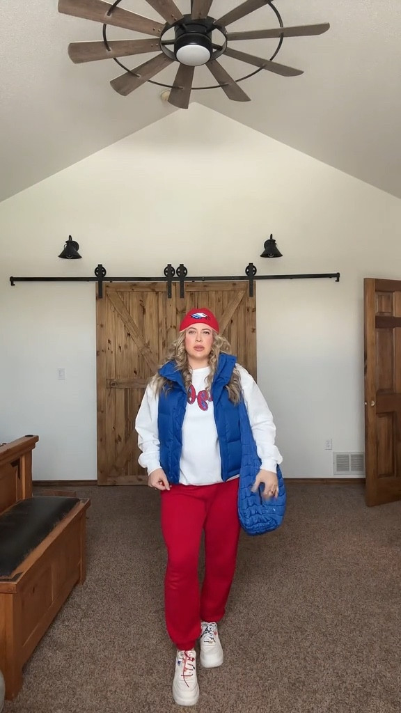 Basketball mom OOTD
sports mom / gameday looks 

#LTKMidsize #LTKFindsUnder100 #LTKFindsUnder50