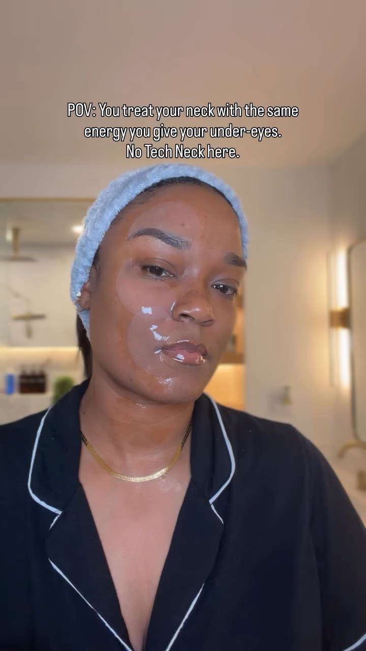 MASK MONDAY: Stop neglecting your neck! We spend so much time on our phones, but tonight we’re giving that “tech neck” the hydration it deserves. I love using my leftover collagen eye patches on my neck lines never let good serum go to waste!

#mediheal #SkincareHacks #eyemask #nialong