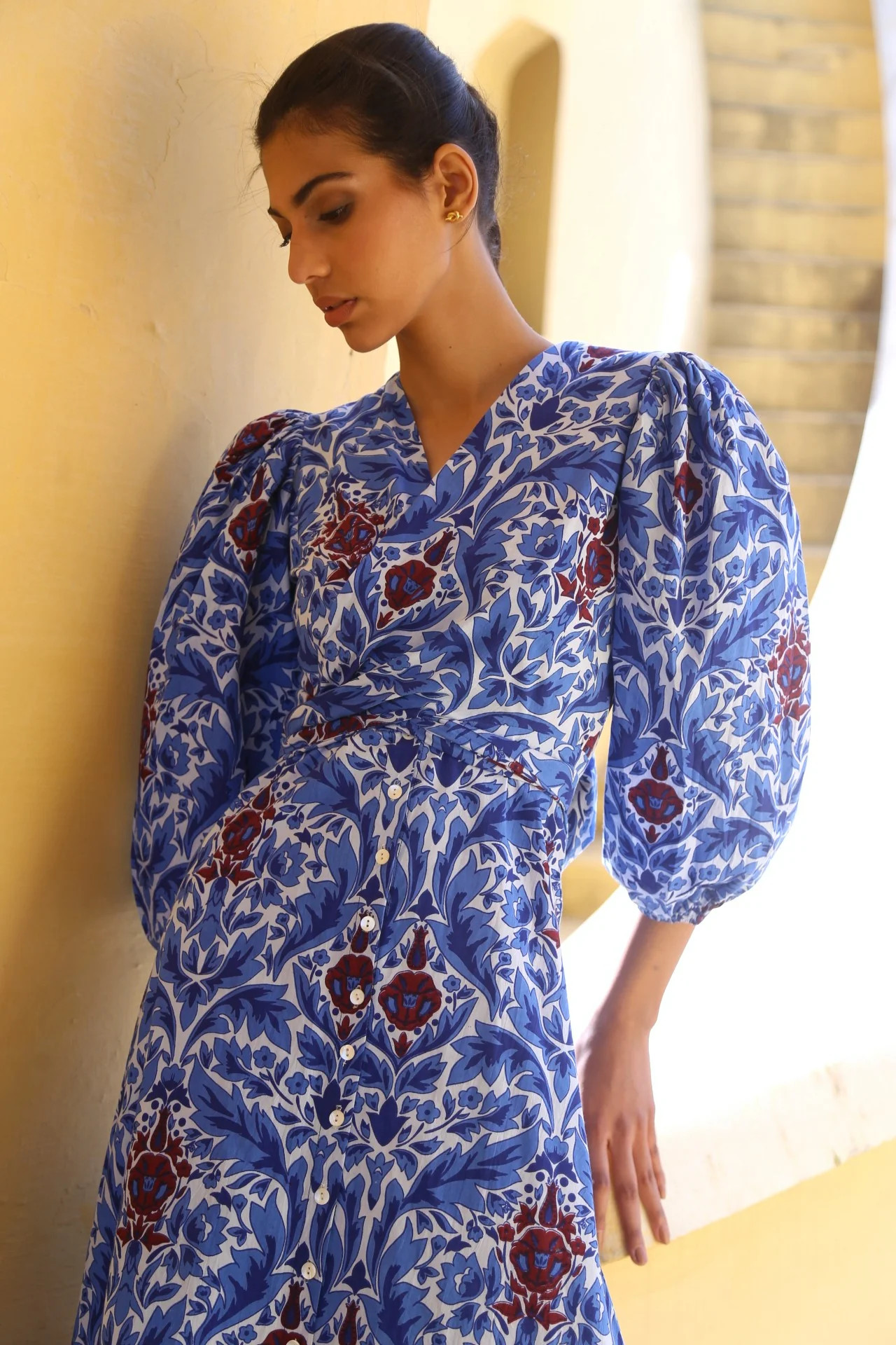 1887 Lola | Beyond By Vera