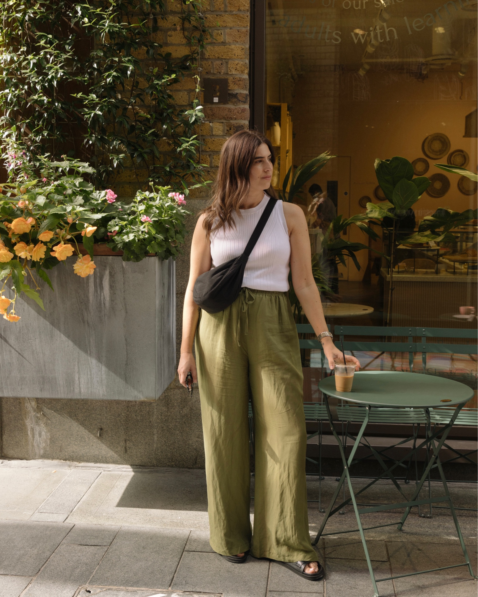 London outfit. Day out. Summer. Late summer. Uniqlo mini shoulder bag. Linen trousers. Sage. Neutrals. Capsule wardrobe.

#LTKSeasonal #LTKeurope #LTKstyletip
