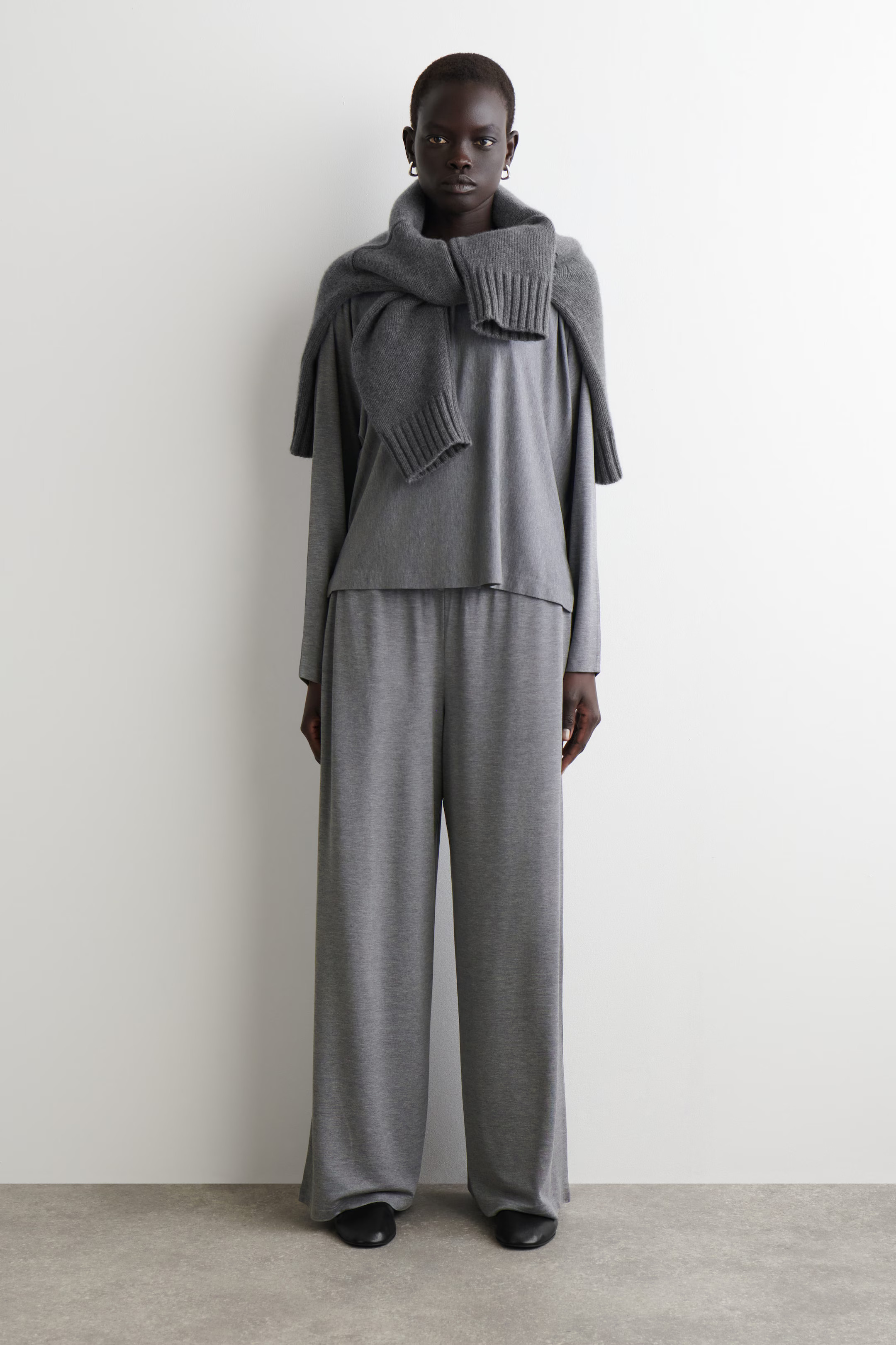 FLUID JERSEY WIDE-LEG TROUSERS - GREY | COS GB | COS UK
