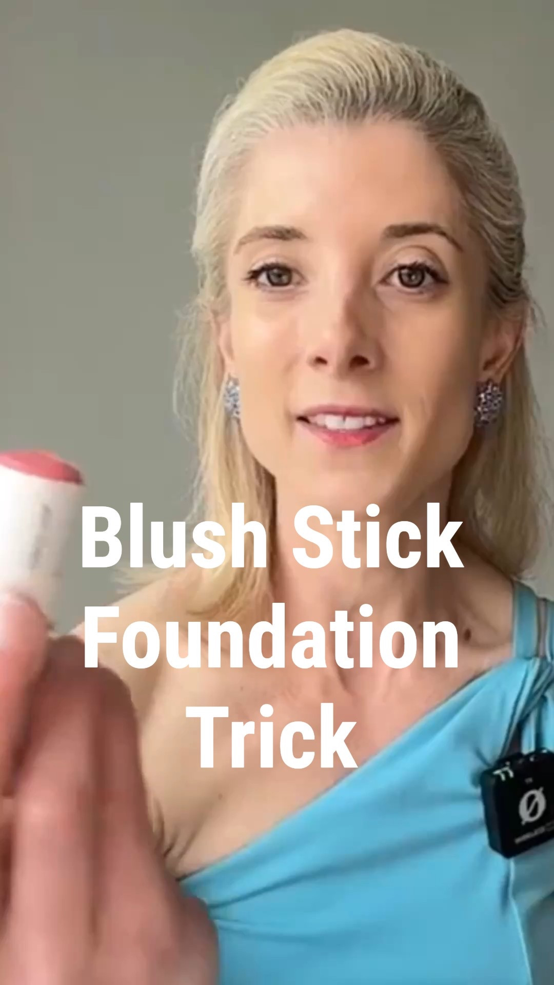 No-Makeup Makeup Tricks! ✨💖 Quick & Easy Blush & Foundation Hack

Achieve that effortless, fresh-faced glow with my favorite no-makeup makeup tricks! I'm using my go-to blush stick and foundation to create a natural, radiant look in minutes. Perfect for busy mornings, Zoom calls, or when you want to look put together without the heavy makeup feel! 💕

#LTKWatchNow #LTKSaleAlert #LTKBeauty