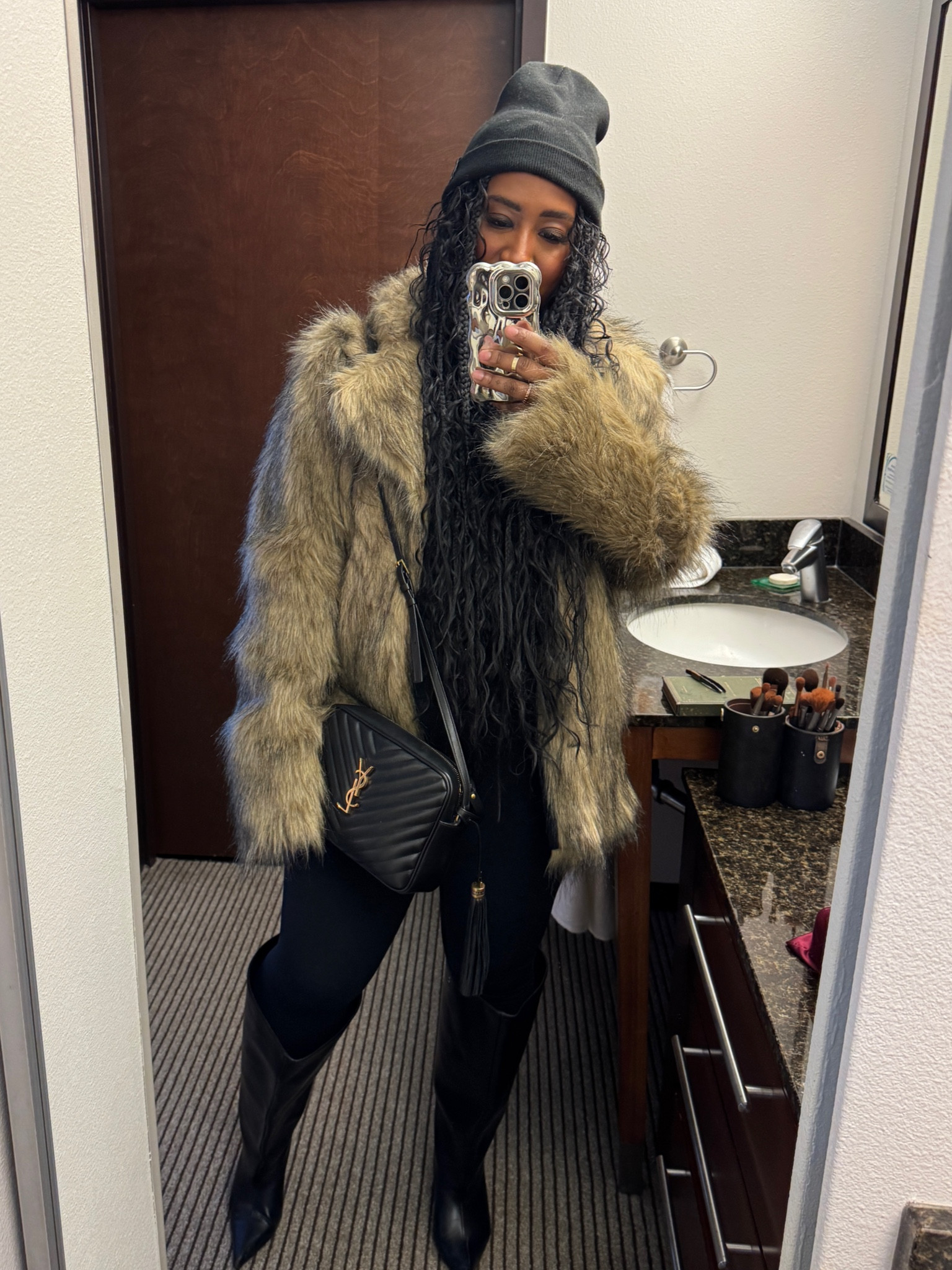 First #OOTD featuring workout gear 

#LTKFitness #LTKShoeCrush #LTKStyleTip