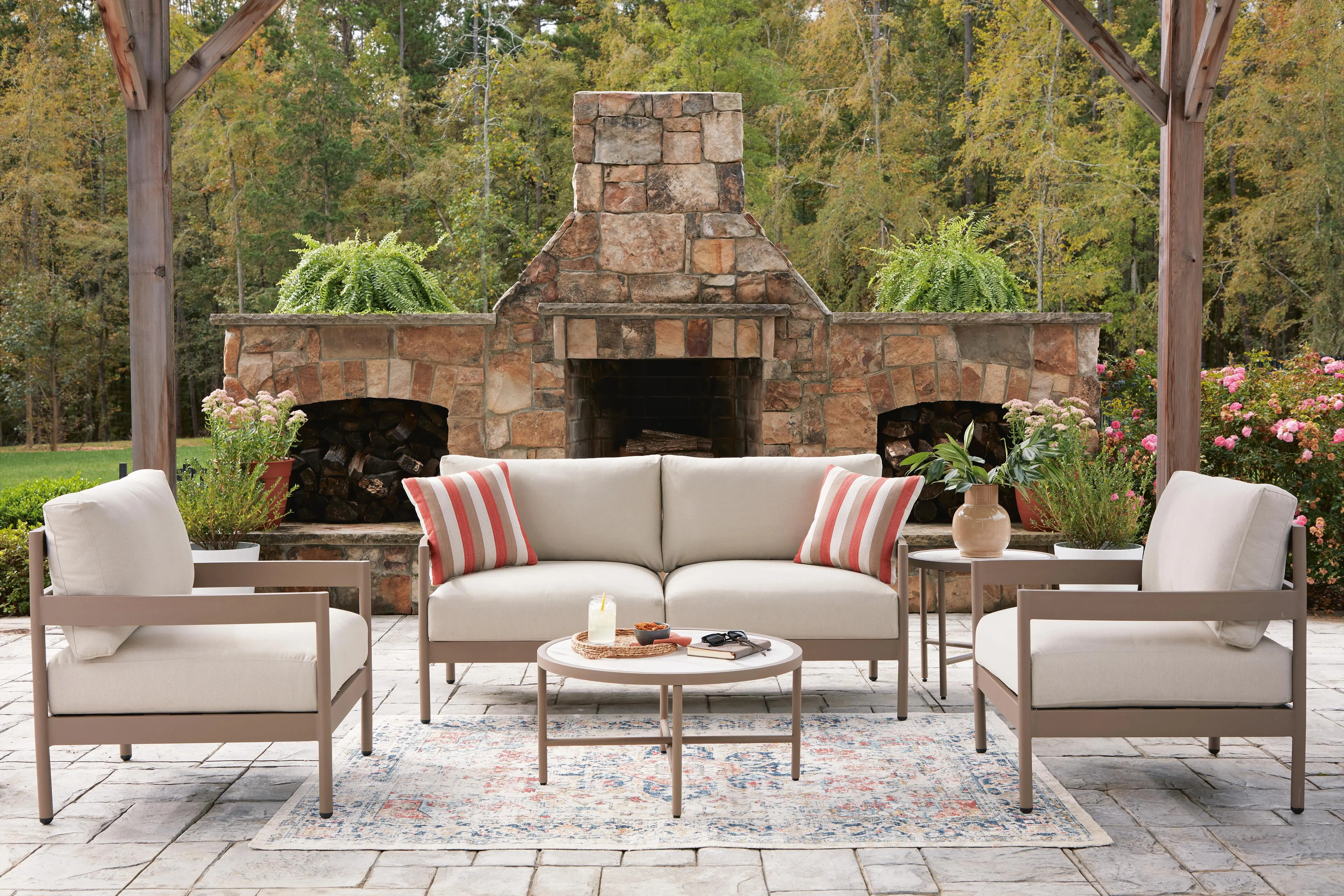 Big Creek Cove 5-Piece Outdoor Conversation Set | Ashley | Ashley