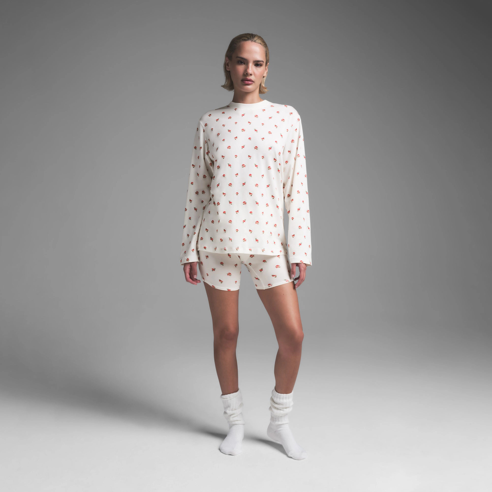 BOYFRIEND LONG SLEEVE T-SHIRT AND BOXER SET | MARBLE MUSHROOM PRINT | SKIMS (US)