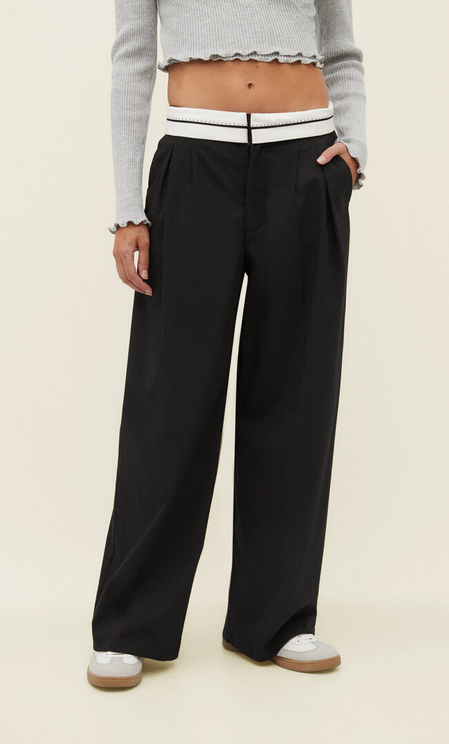 Trousers with turn-down waist | Stradivarius (UK)