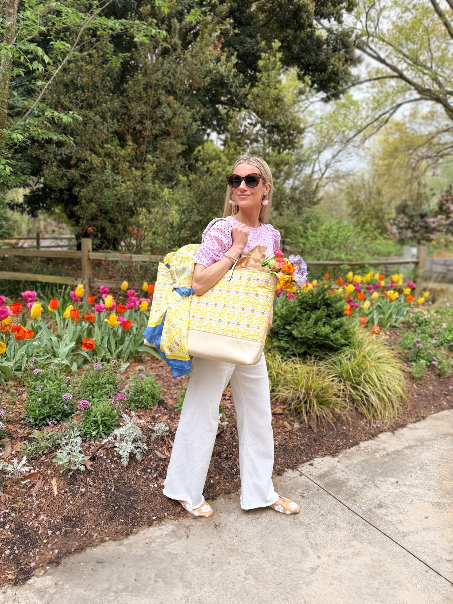 I love these giant totes from Evelyn & Kate, they are super luxurious and truly hold everything!   It’s made of durable canvas + genuine leather so it’s perfect for all the go. I tied the silk scarf around the handles for an extra layer of luxury. bonus, it also doubles as a great beach cover up! 

#LTKSeasonal #LTKItBag #LTKGiftGuide