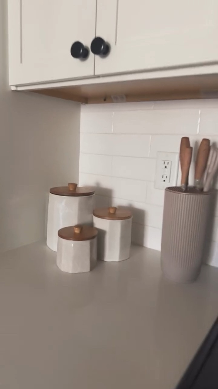 Kitchen decor un a budget, little sister’s house edition👧🏻 

#LTKhaul #LTKHome #LTKdayinmylife