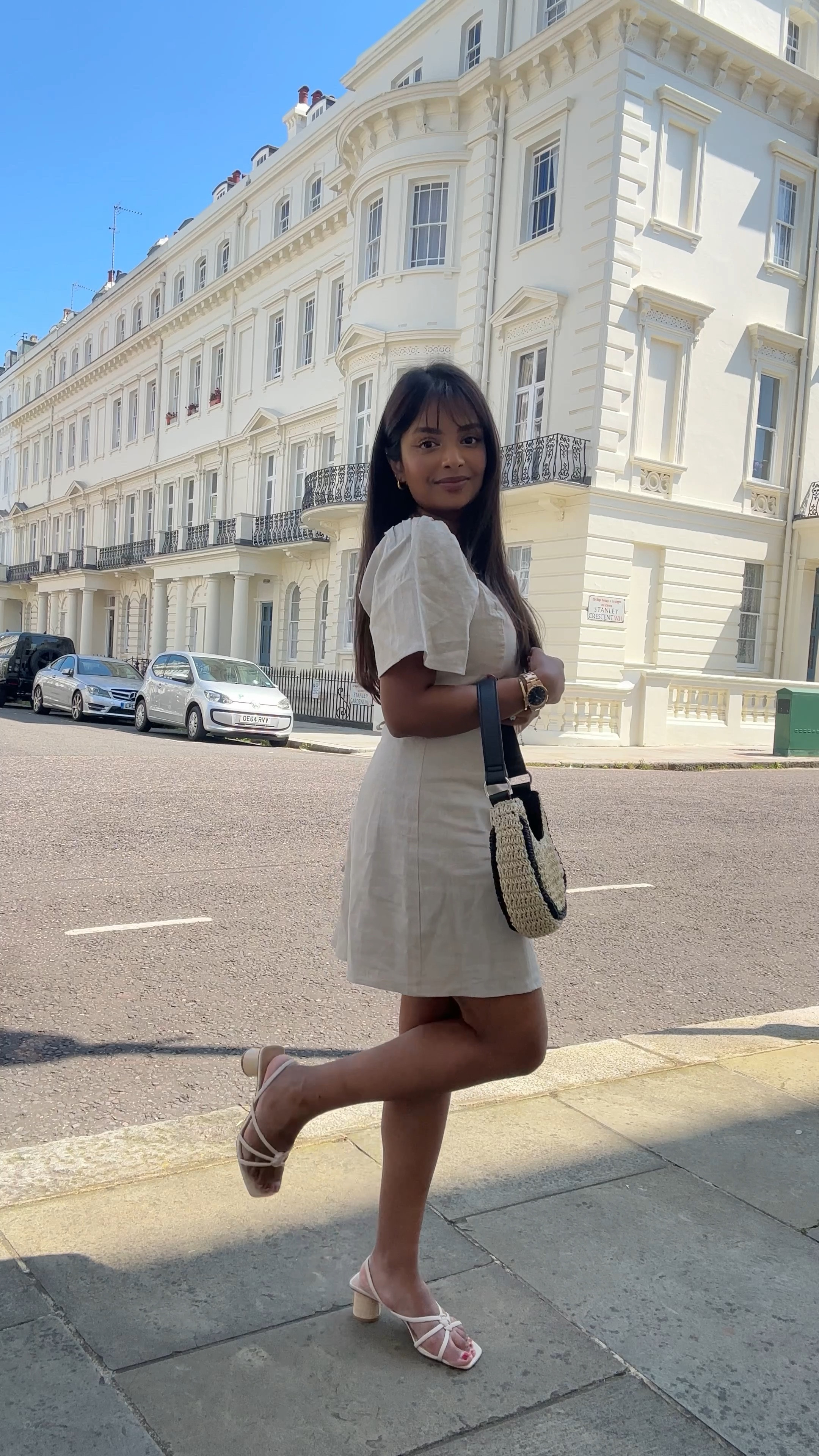 Fit check 🕊️🫶🏽
_
#springoutfitideas #springoutfitinspo #STRADILOOKS#pinterestinspired #springoutfit #springfashion #maxiskirt #petitefashion #petiteoutfit #abercrombiestyle #abercrombieandfitch #asos 