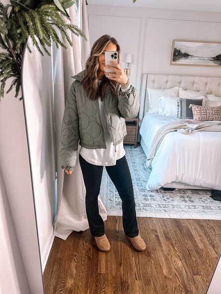 Target quilted jacket 30% off wearing it today with my favorite oversized tunic tee from Amazon and aerie flare leggings! 

I sized up in the jacket for an oversized fit - you could go true to size. 
Flare leggings wearing a small/tall



#LTKCyberWeek #LTKsalealert #LTKfindsunder100