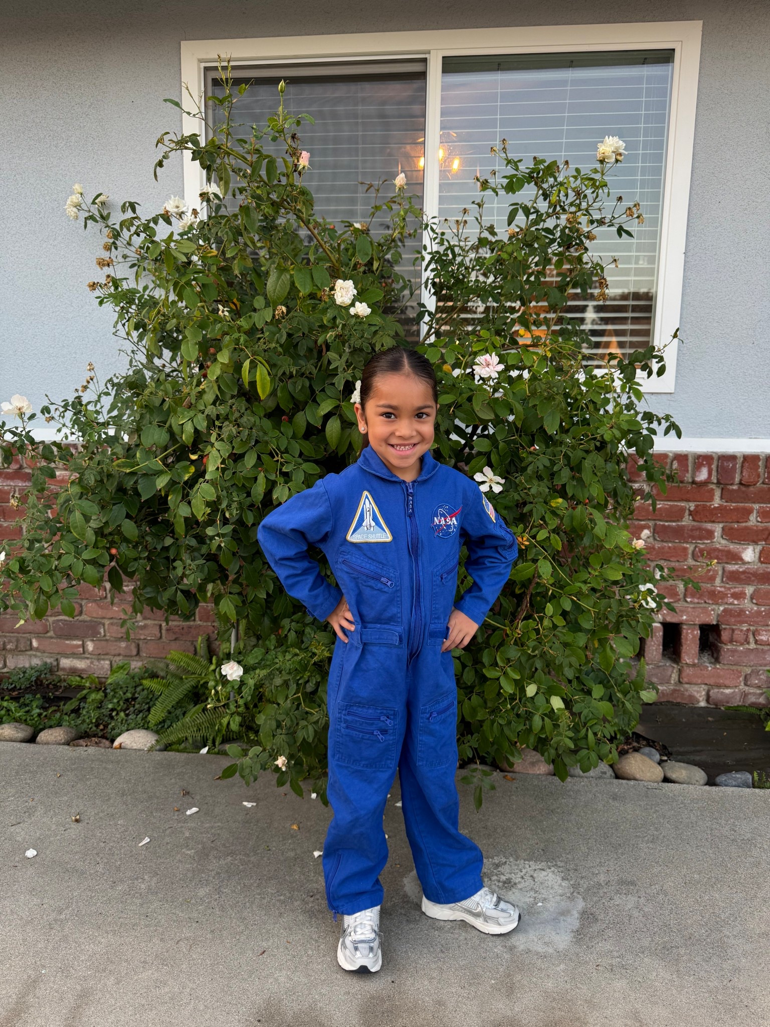 Astronaut 👩🏽‍🚀 

#LTKHalloween #LTKGiftGuide #LTKFindsUnder50