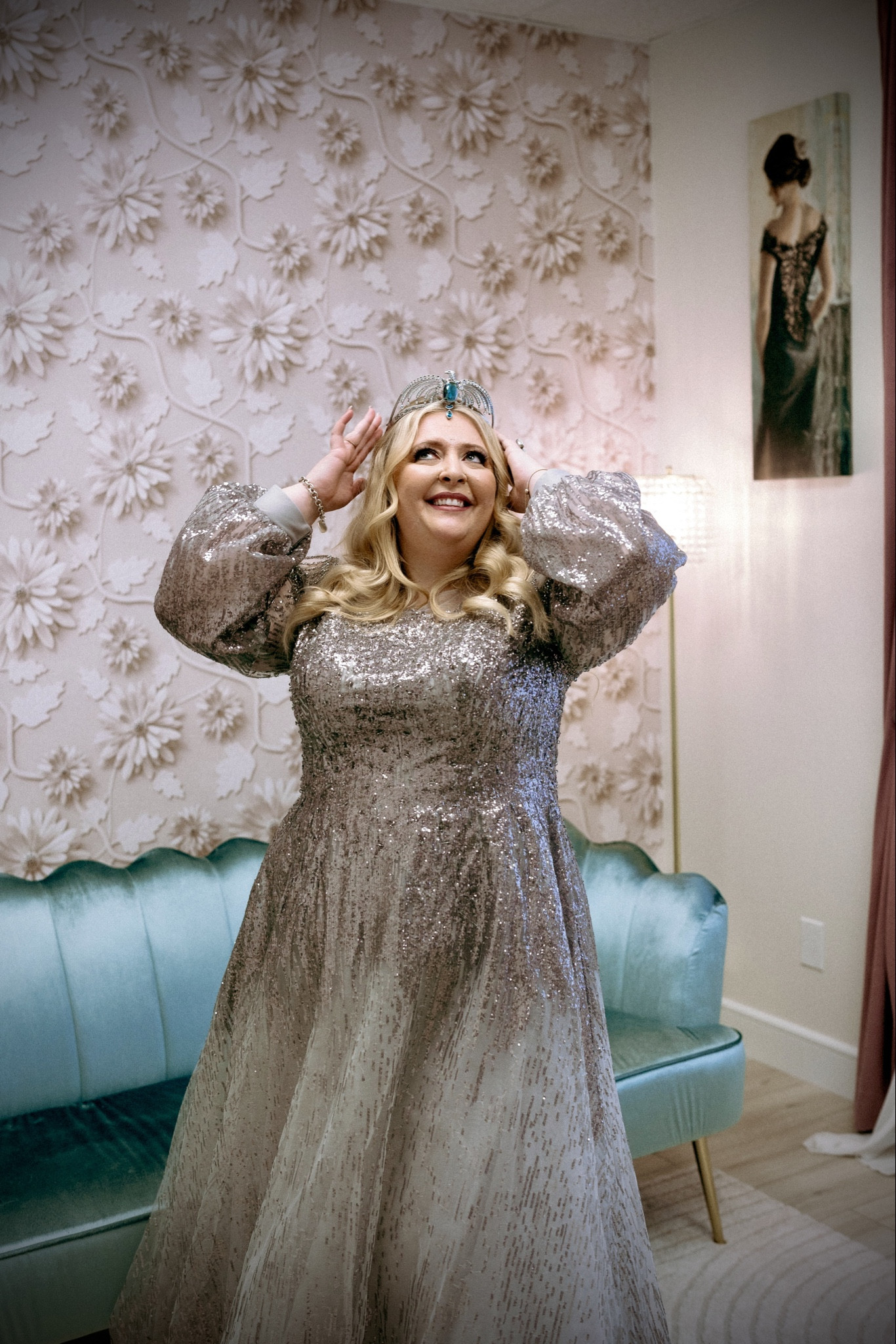 🩶👑 The Grey Lady 👻✨ I had to bring Rowena Ravenclaw’s beautiful diadem collectible to wear with my sparkly silver Maid of Honor dress. What a beautiful winter wedding my sister had! ❄️

#LTKparties #LTKwedding #LTKGala