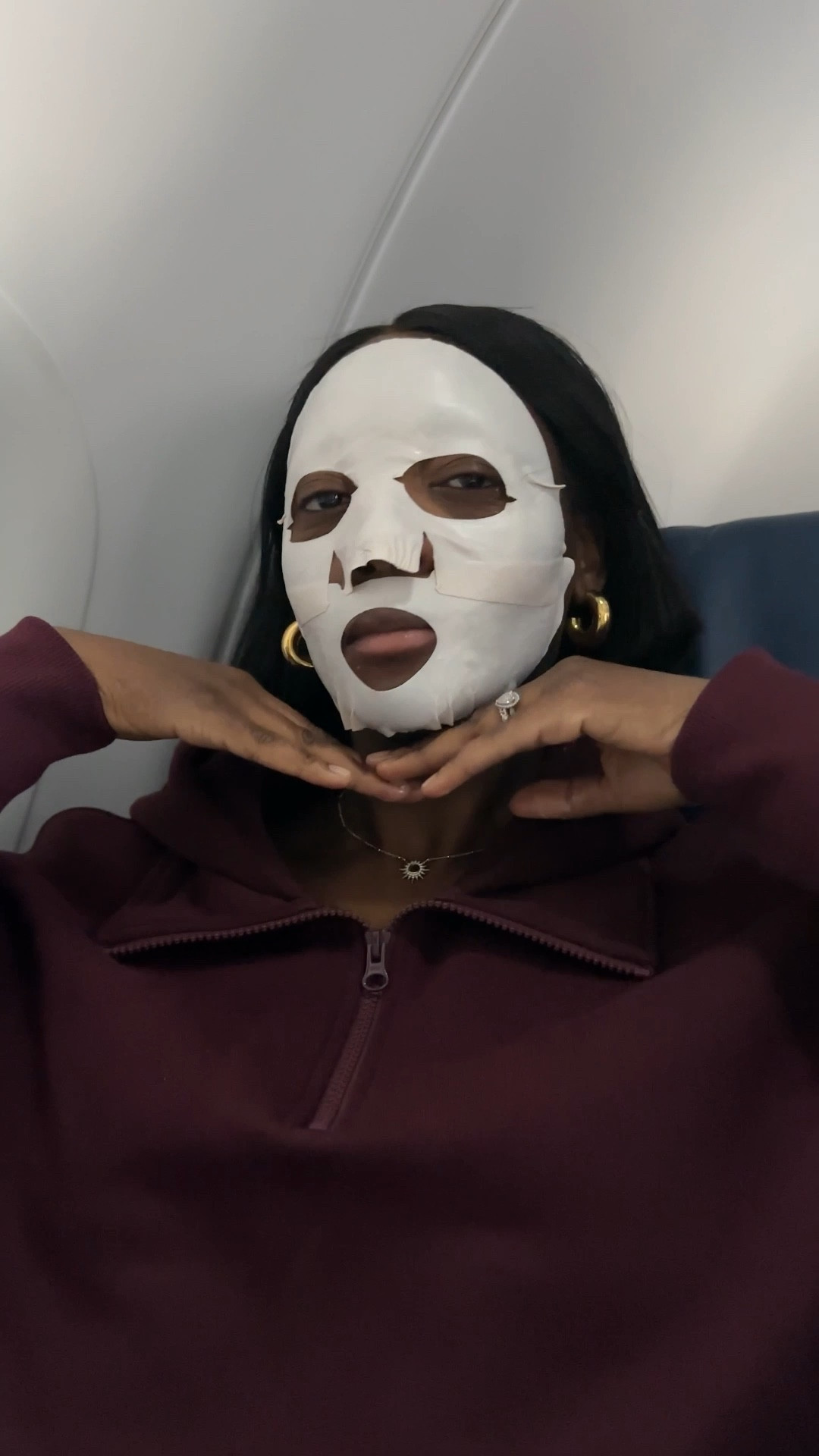In-flight skincare routine 🫧✈️ #skincareroutine #planeskincare

#LTKBeauty #LTKSaleAlert #LTKFindsUnder50