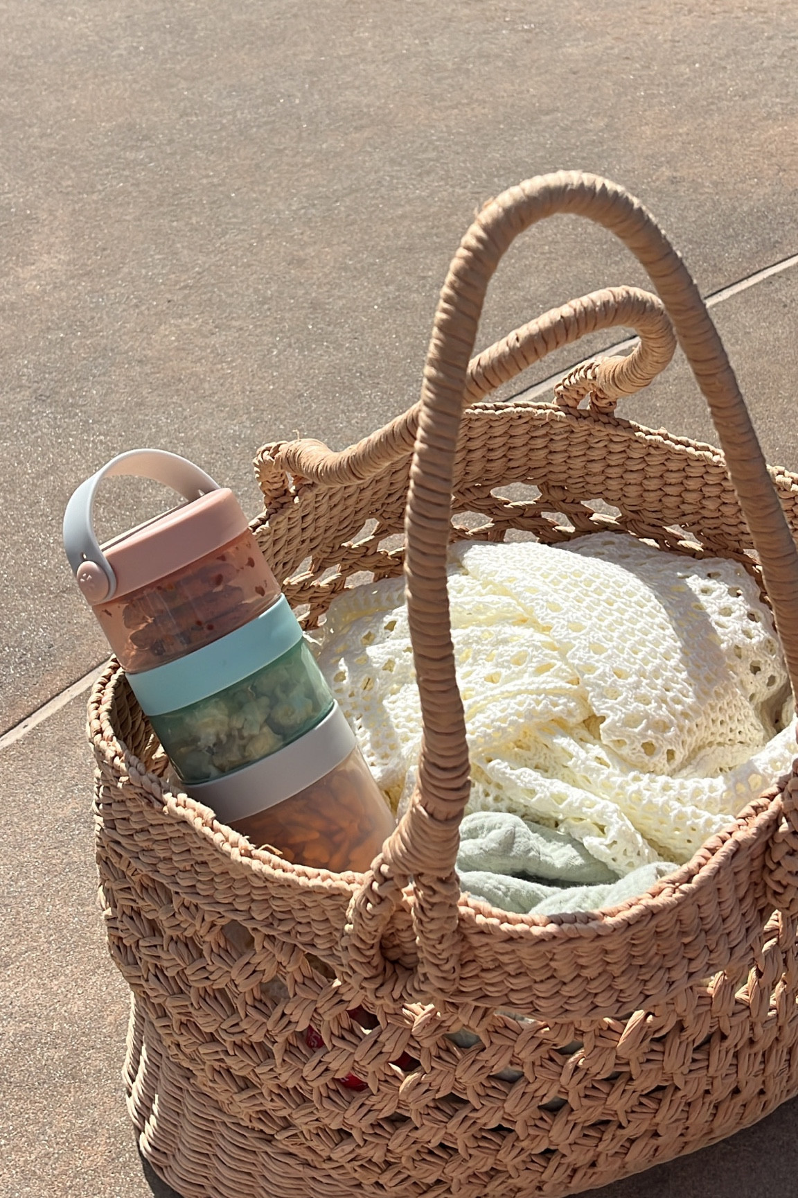 The best pool or beach bag! A great snack container option from Amazon! 

#LTKfindsunder50