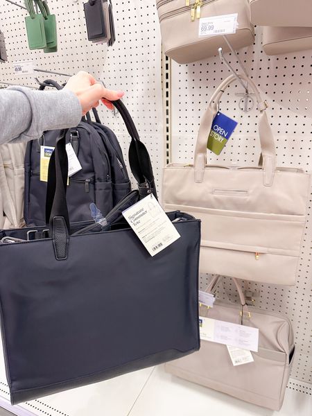 Signature Professional Tote Bag at Targett

#LTKitbag #LTKstyletip