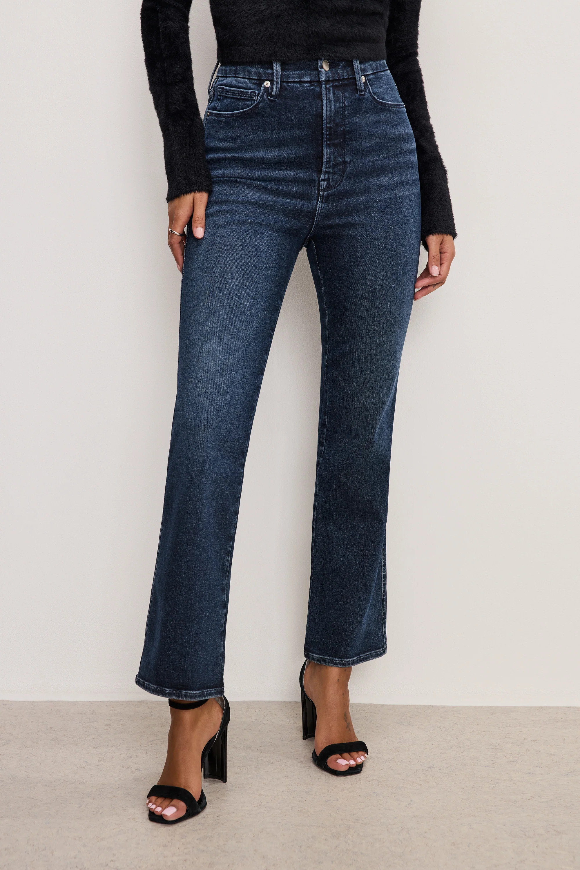 ALWAYS FITS GOOD CURVE STRAIGHT JEANS | Good American
