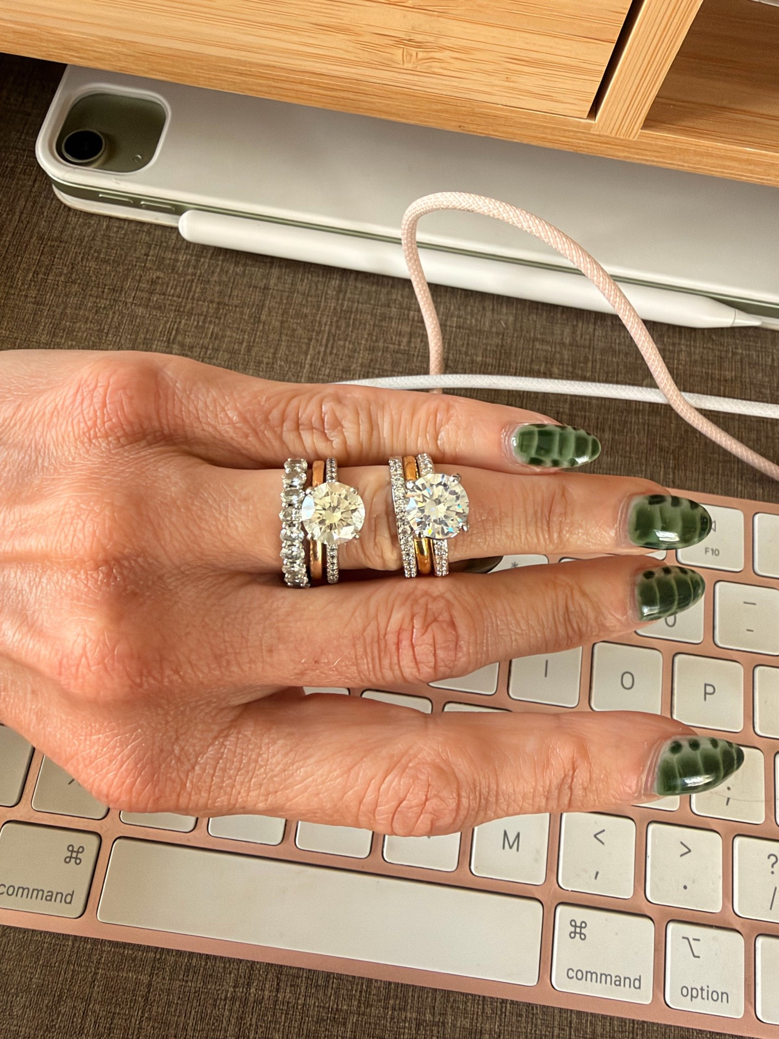 My fake ring for traveling to Italy just came in and I’m super impressed!