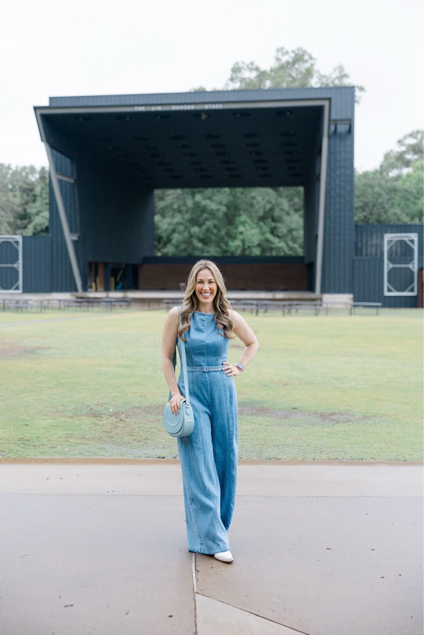 The jumpsuit for all your summer moments. Size small.

#LTKSeasonal #LTKOver40 #LTKPetite