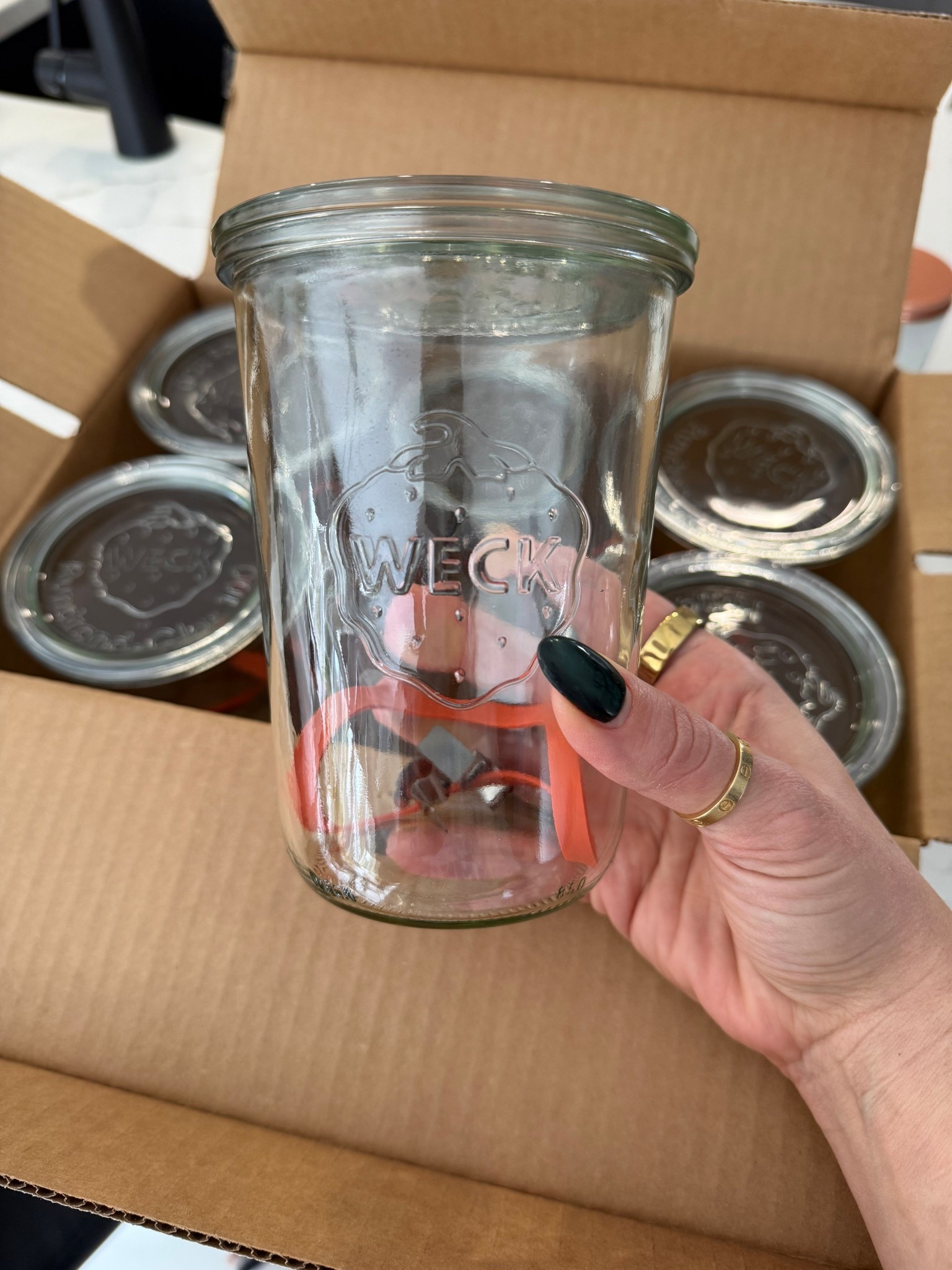 I’m a literally obsessed with this find!!!! Cannot wait to meal prep some yummy ramens in here 

850ml canning jars 

#LTKhome #LTKsale #LTKgiftguide