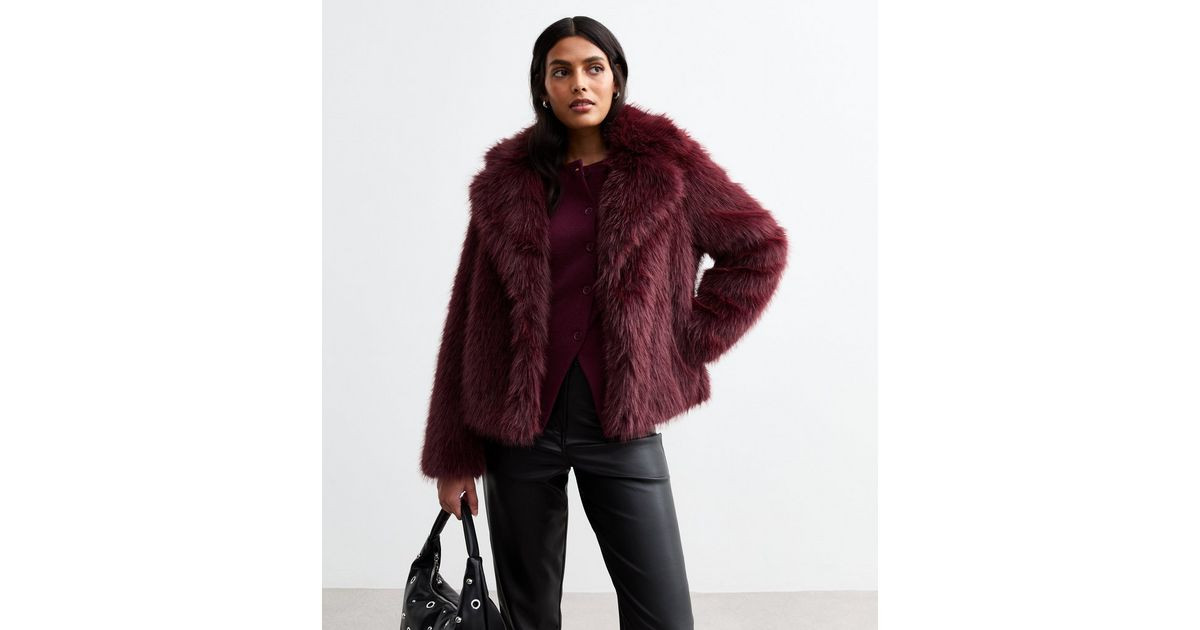 Burgundy Faux Fur Coat
						
						Add to Saved Items
						Remove from Saved Items | New Look (UK)