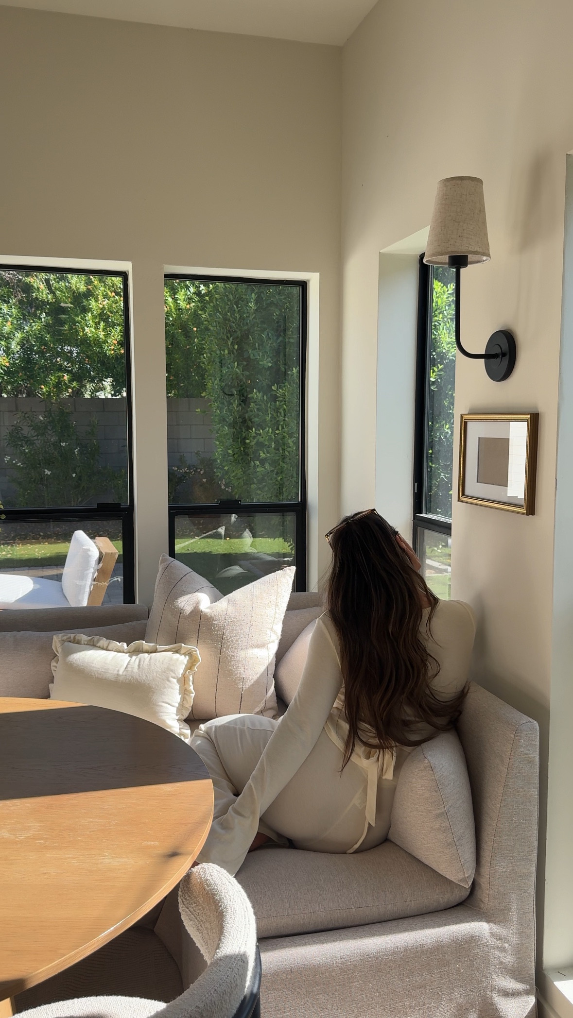 Breakfast nook 🤍 banquette 


#LTKFindsUnder50 #LTKHome #LTKFindsUnder100