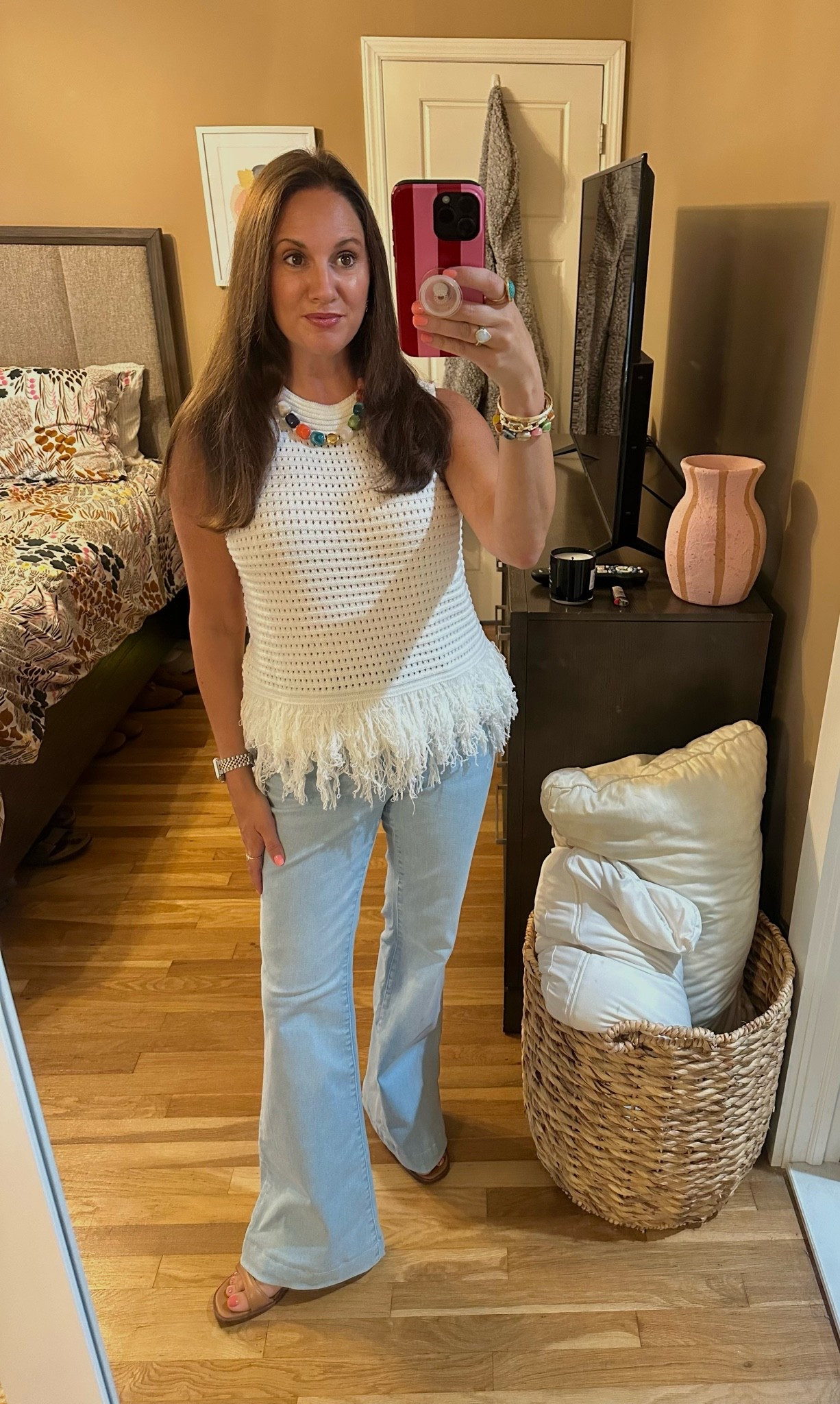 Friday OOTD: this top is from #Amazon and I was skeptical about it but it’s MUCH BETTER quality than I expected. jeans are #GoodAmerican 🩵💜💚

#LTKootd #LTKOver40 #LTKgrwm
