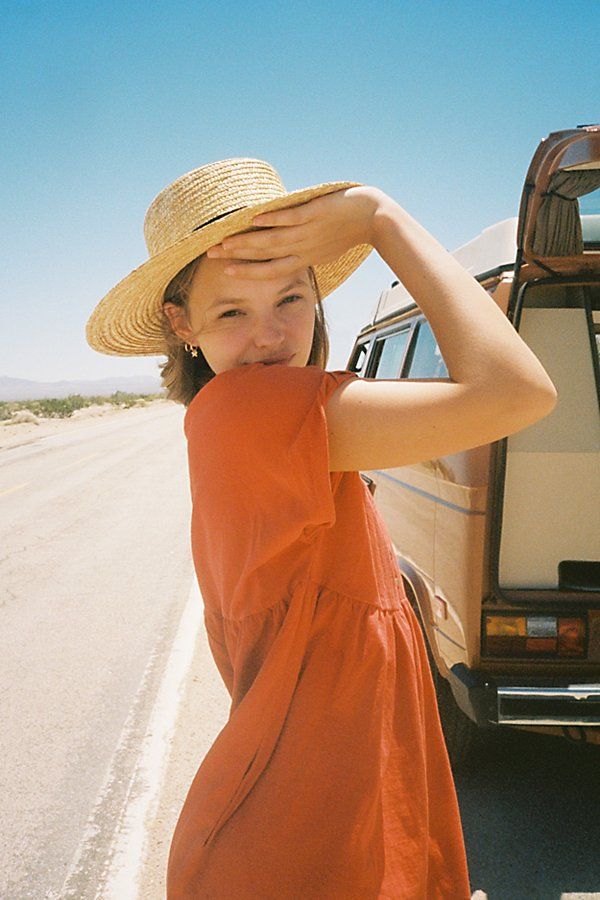 UO Straw Boater Hat - Beige at Urban Outfitters | Urban Outfitters (US and RoW)