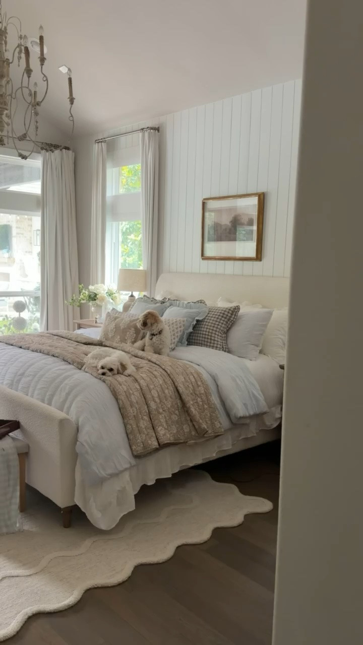 Our gorgeous Flynn bed is on sale!!

#LTKSeasonal #LTKHome