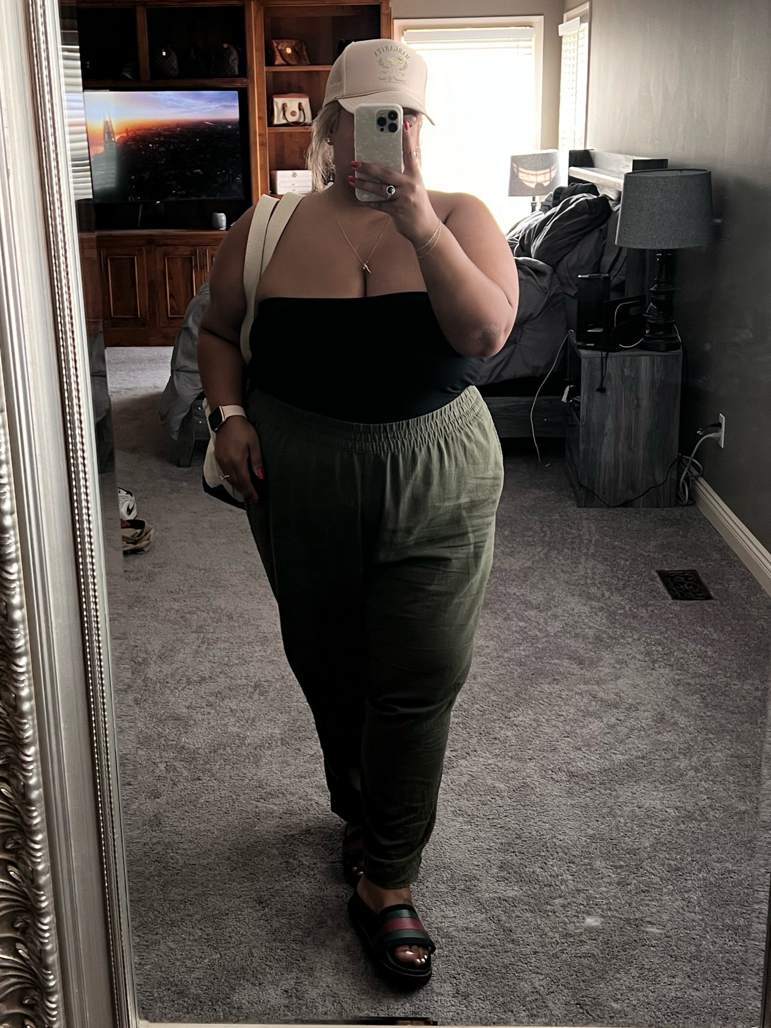 This casual outfit is perfect for running errands or drinks with the girls! Xxl in both the top and pants 

#LTKMidsize #LTKPlusSize #LTKFindsUnder50