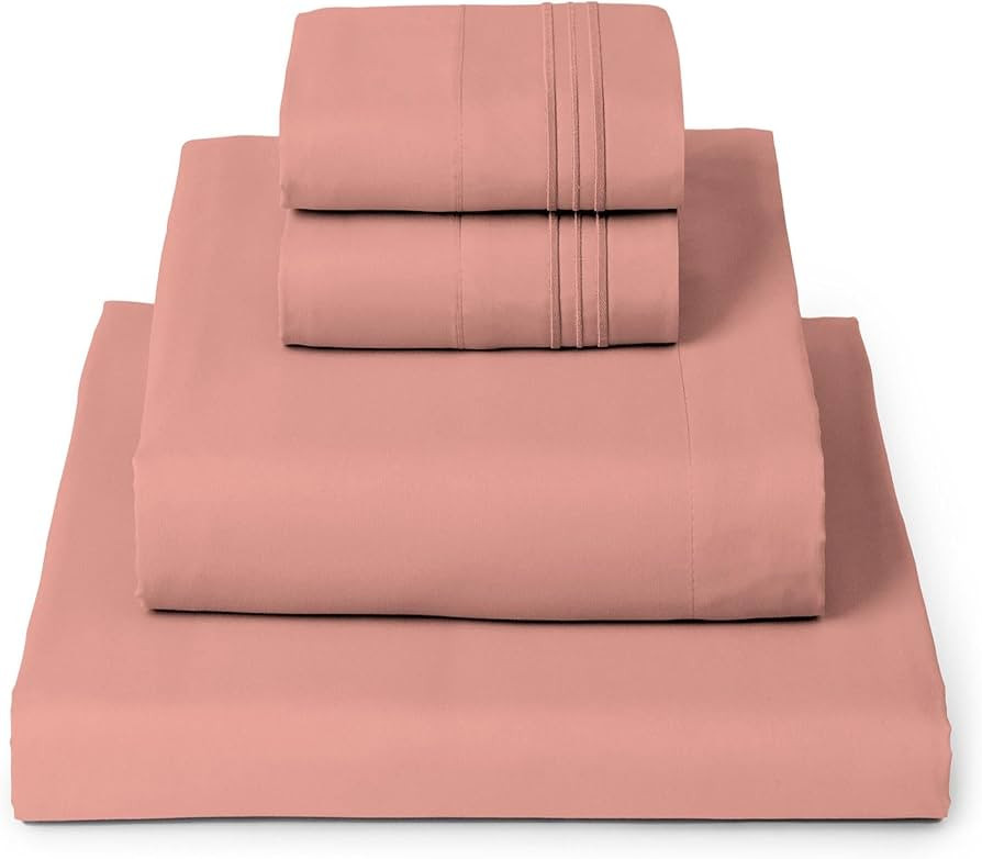 Mellanni Full Sheets Set - 4 PC Iconic Collection Bedding - Hotel Luxury, Extra Soft, Cooling Bed... | Amazon (US)