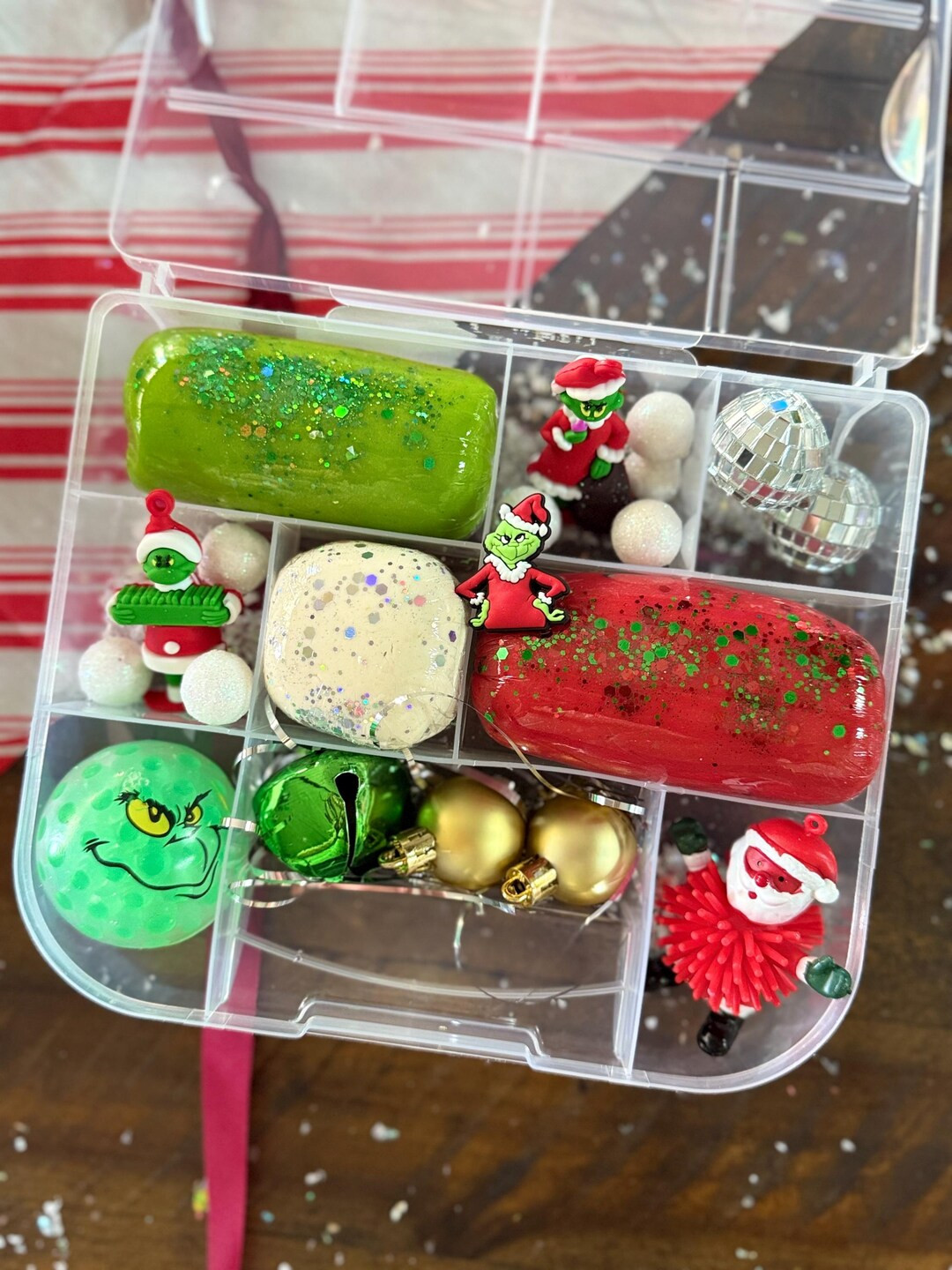 Grinch Grinchmas Tackle Box | Sensory Playdough Kit| Kid Birthday Gift | Dough, Playdoh | Imagido... | Etsy (US)