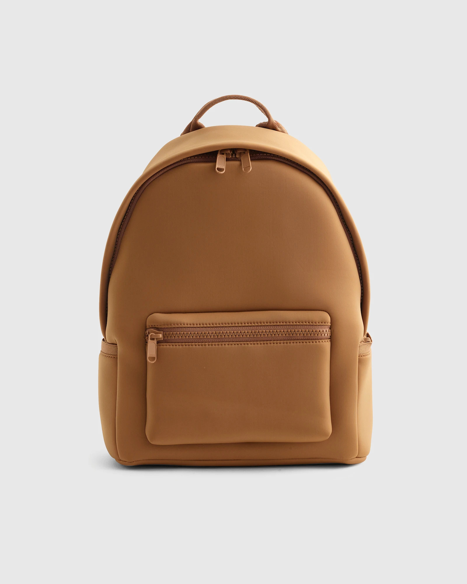 Quince | Women's All-Day Neoprene Backpack in Black | Quince