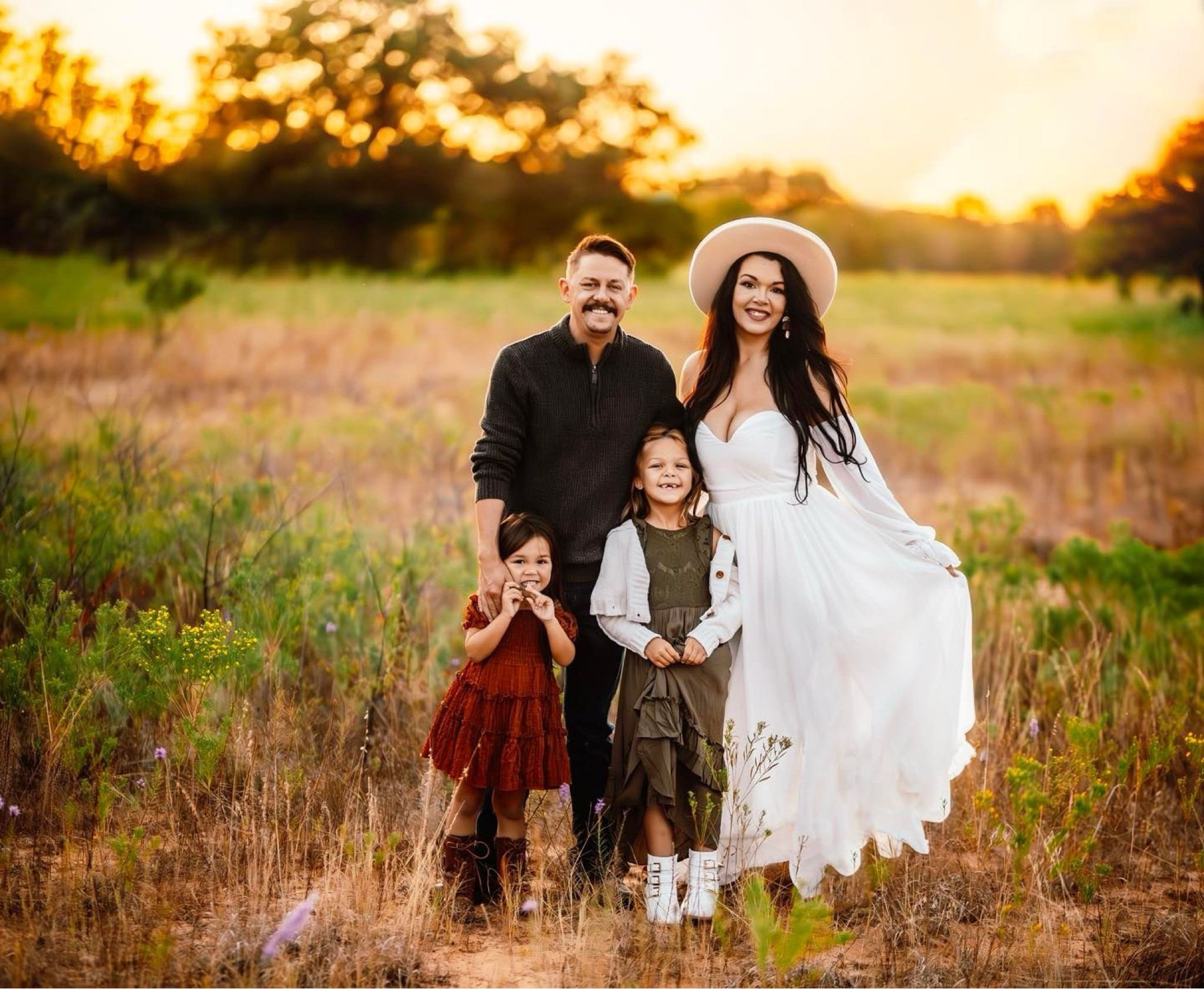 Styled Fall Family Photos 

#LTKStyleTip #LTKFamily