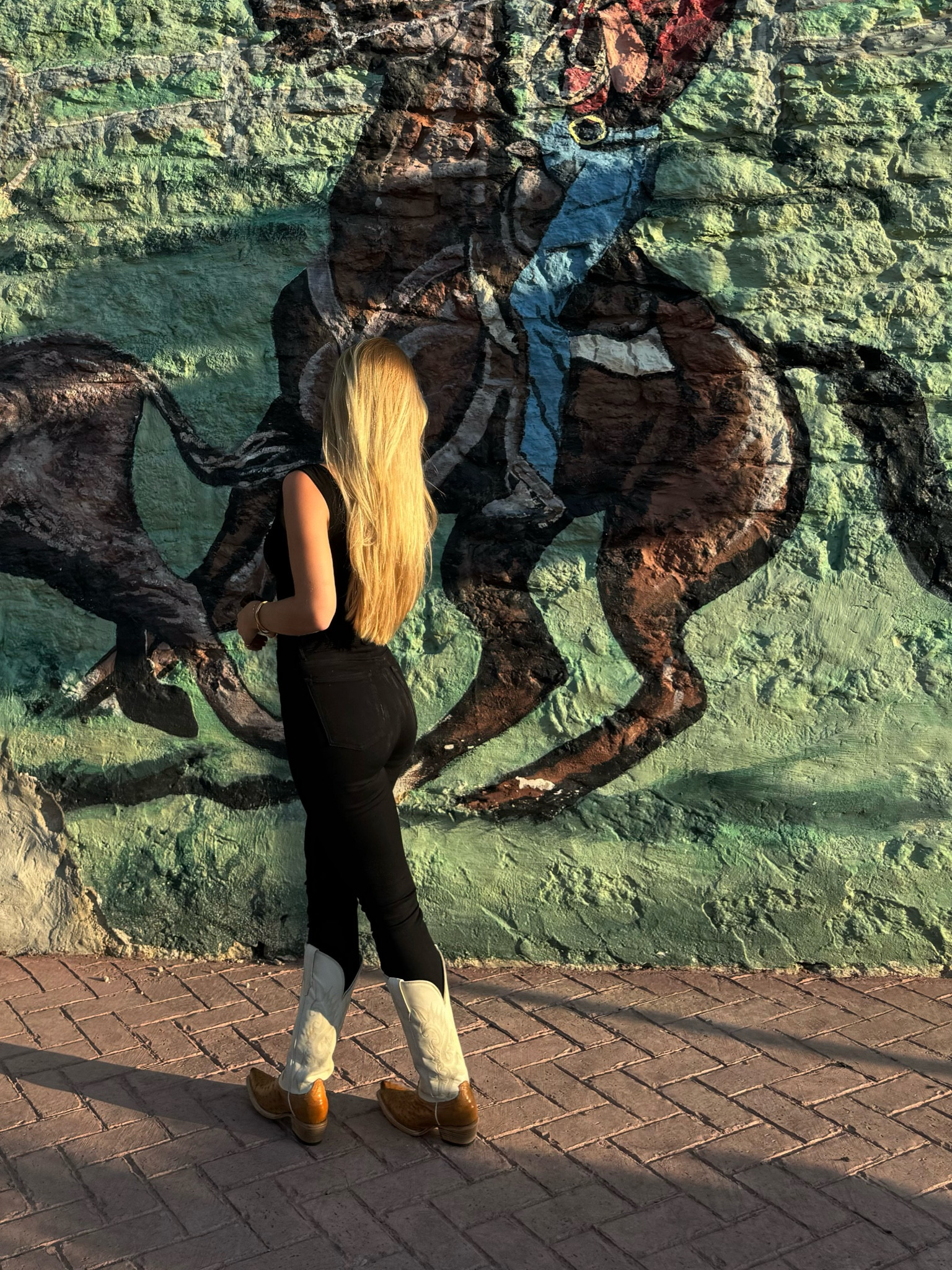Favorite boots right now… #freebirds #boottour #bestboots #ostrich

#LTKShoeCrush #LTKSeasonal #LTKStyleTip