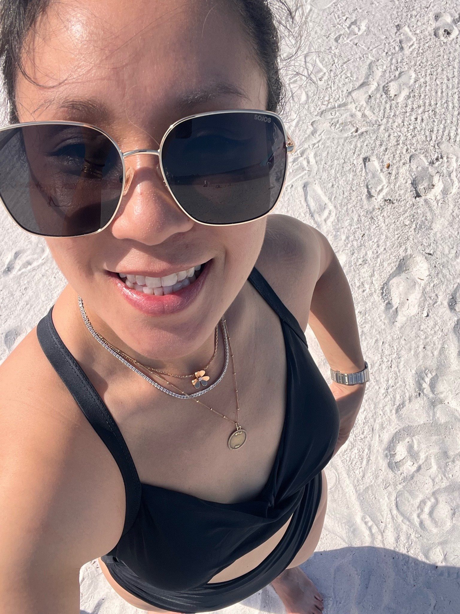 Favorite shades at the moment. Sunglasses. Oversized. Under $20.

#LTKTravel #LTKSwim #LTKPetite
