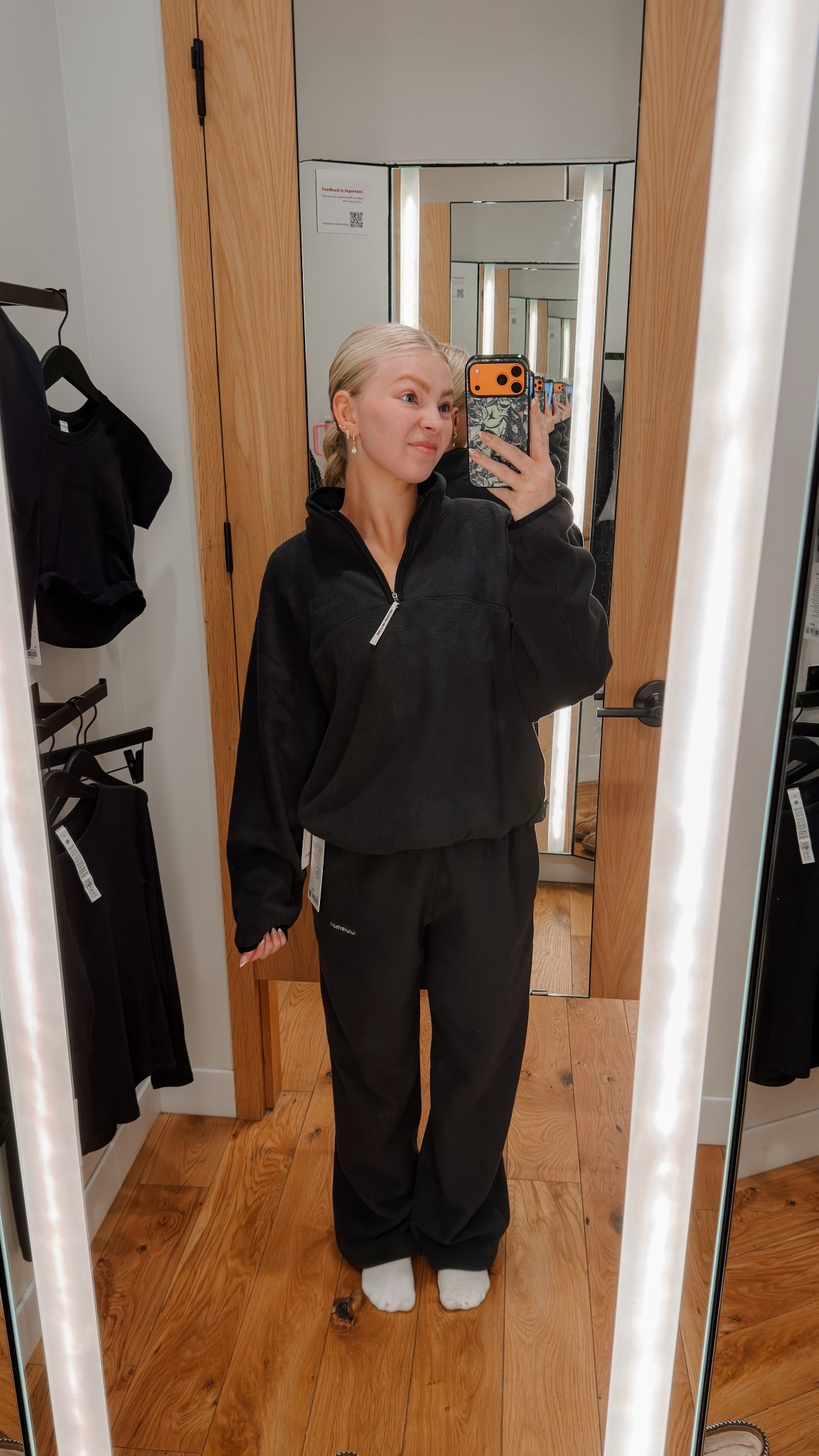 Wearing a size medium in both quarter zip and sweatpants 

#LTKHoliday #LTKGiftGuide #LTKootd
