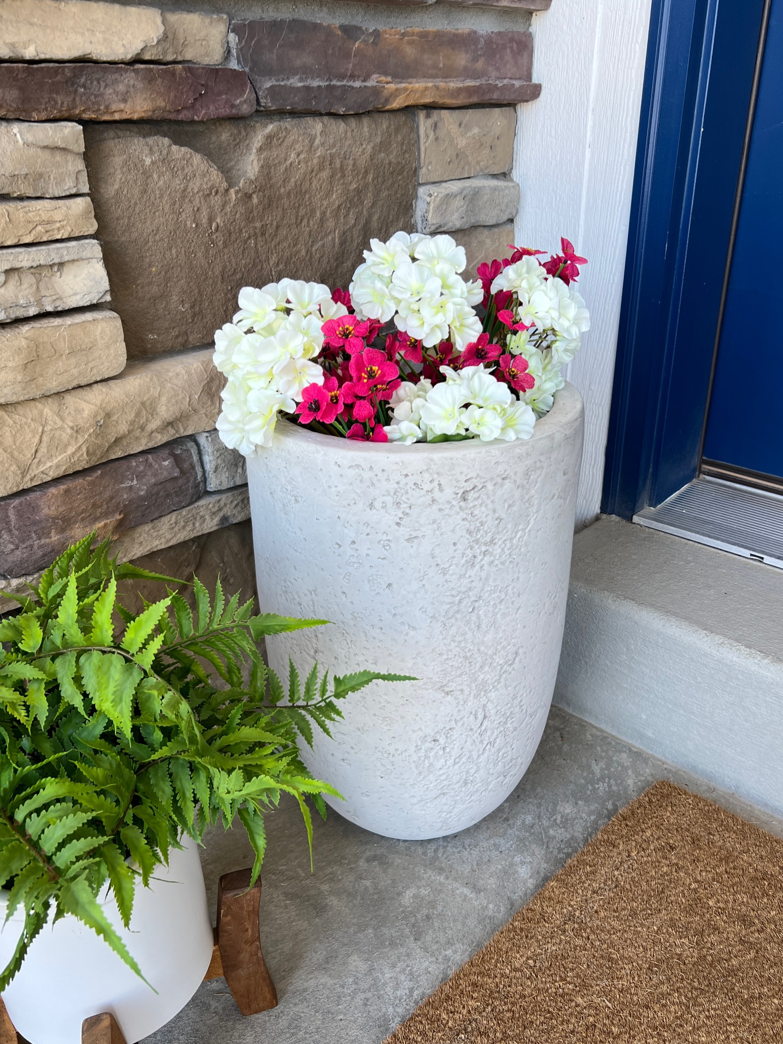 Shop my faux florals! The pot looks like cement but it’s actually quite light. Full disclosure: the little pink flowers look fake from up close but great at a distance. 

Lowe’s planter pot | Amazon faux florals

#LTKHome #LTKSeasonal #LTKFindsUnder50