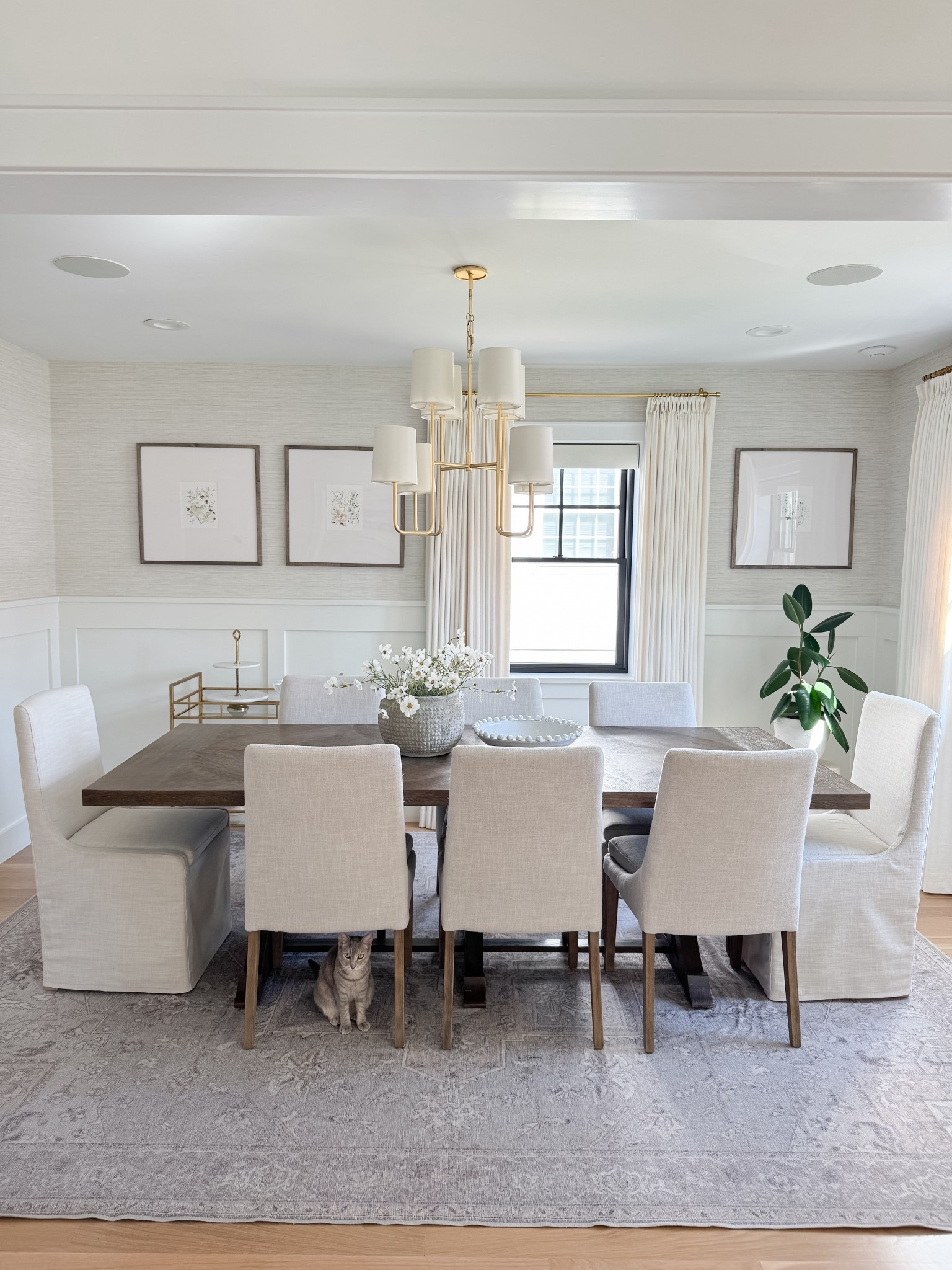 Neutral dining room design

#LTKSaleAlert #LTKHome