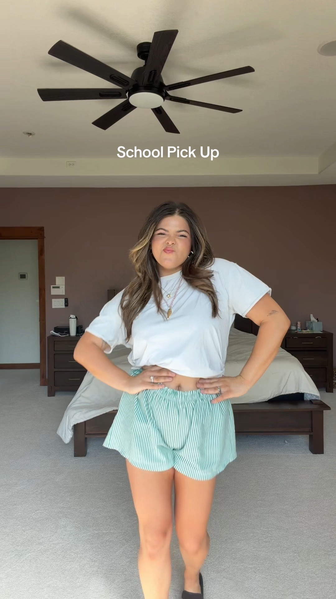 Comfy sahm mom friendly outfit of for summer
Wearing xl in these striped shorts and large  in the top - fits oversized. 

Midsize, size 12, size 14, mom style, curvy outfit
