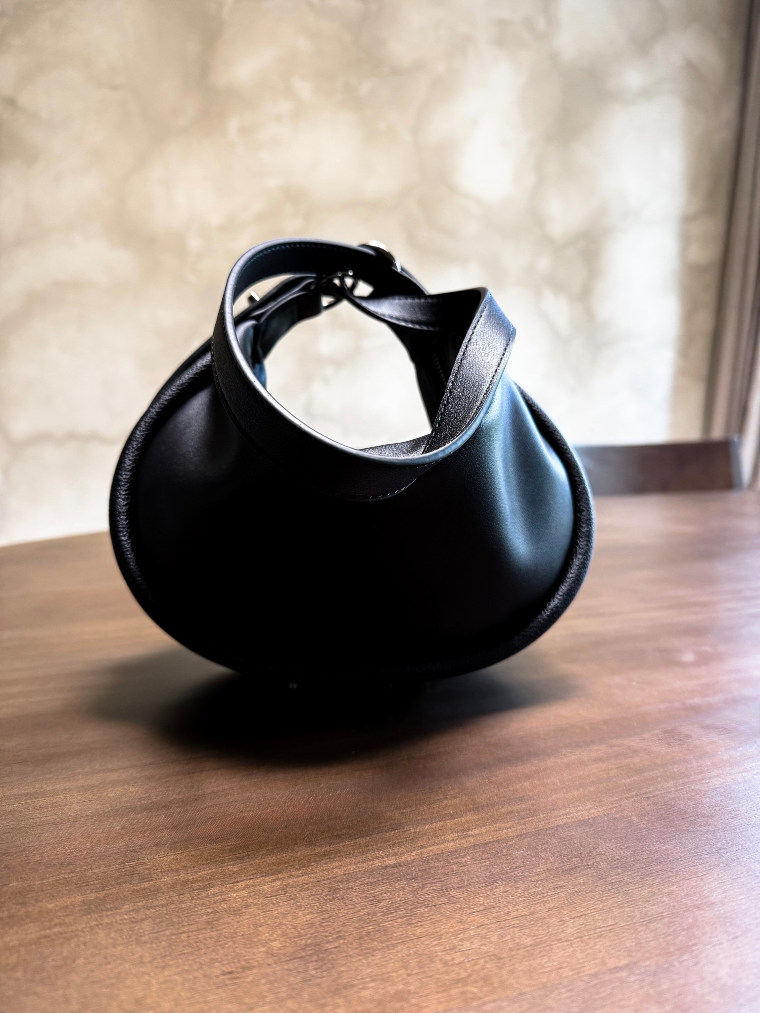  bag so many different options! The everyday bag from @miamily_official was designed to be creative, functional and comfortable. #miamily #miamilybag #miamilytravel #ad