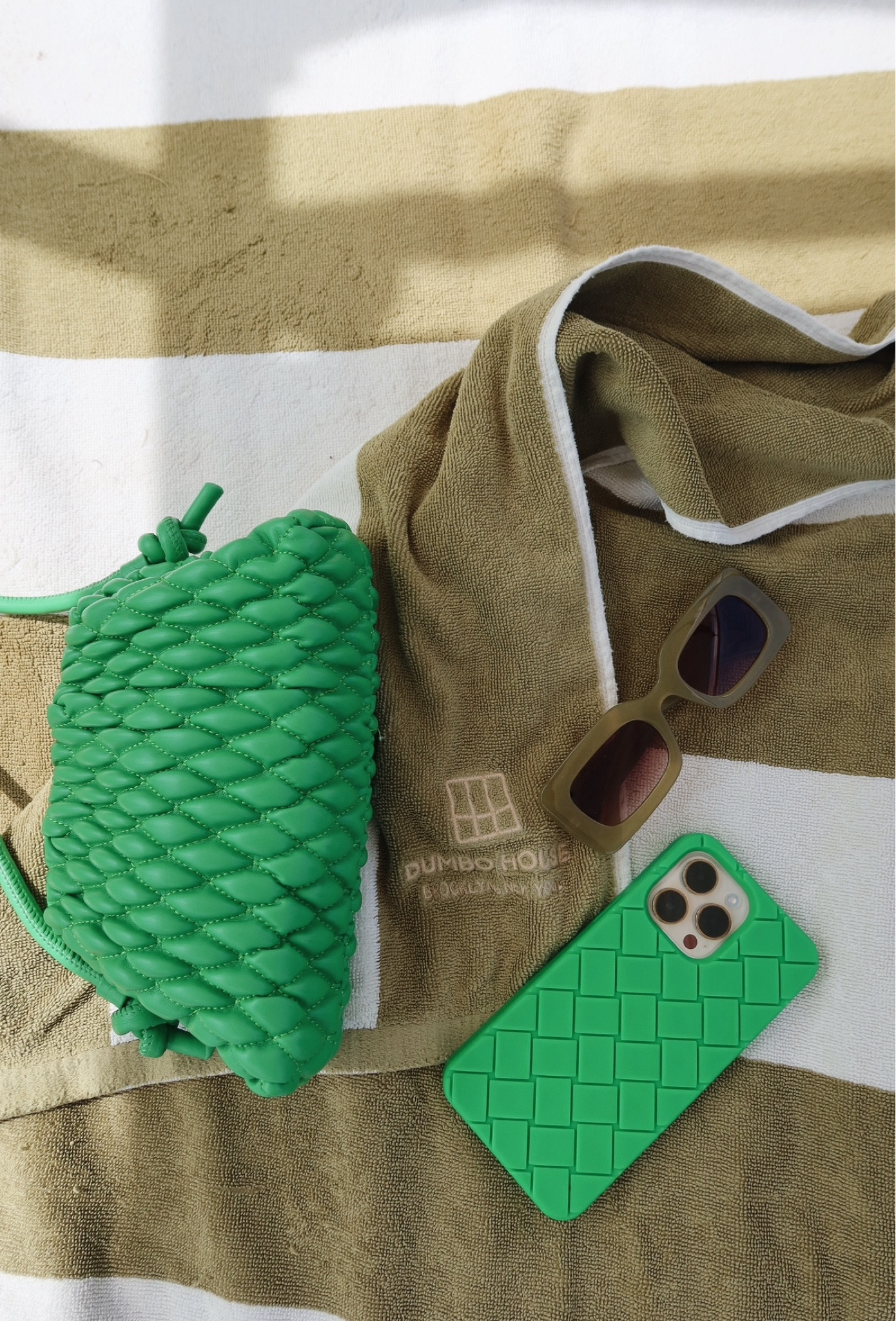 Green is my latest obsession 💚 I found a case that looks similar to mine and it’s much cheaper. The glasses come in multiple colors. 

#LTKFindsUnder50 #LTKItBag #LTKTravel