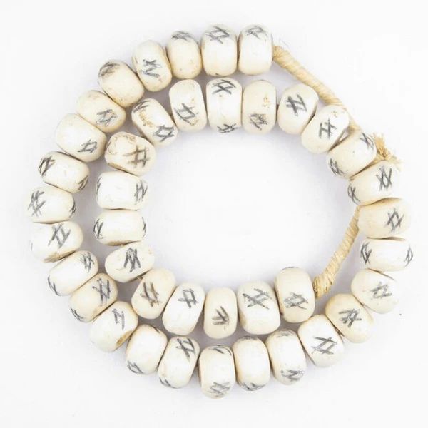 Tic-Tac-Toe Carved Beads - White | Winnoby 