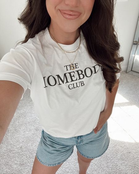 Never related more to a graphic tee😅 “The Homebody Club” so cute and fits tts. Wearing an XL

Graphic tee, summer style, summer outfit, easy outfit, casual outfit, denim shorts

#LTKMidsize #LTKFindsUnder50 #LTKStyleTip