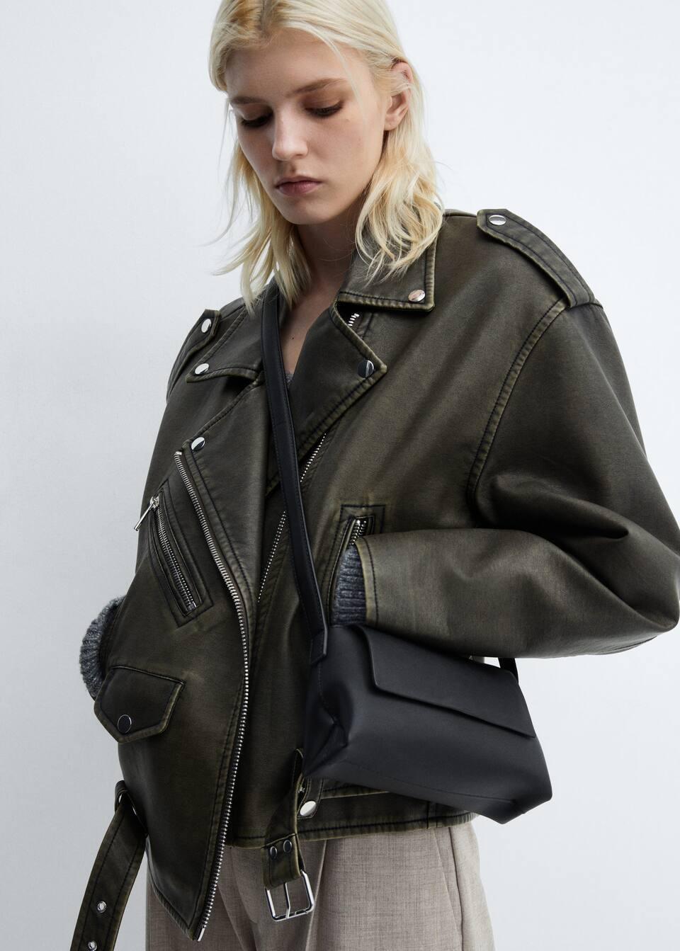 Crossbody bag with flap -  Women | Mango United Kingdom | MANGO (UK)