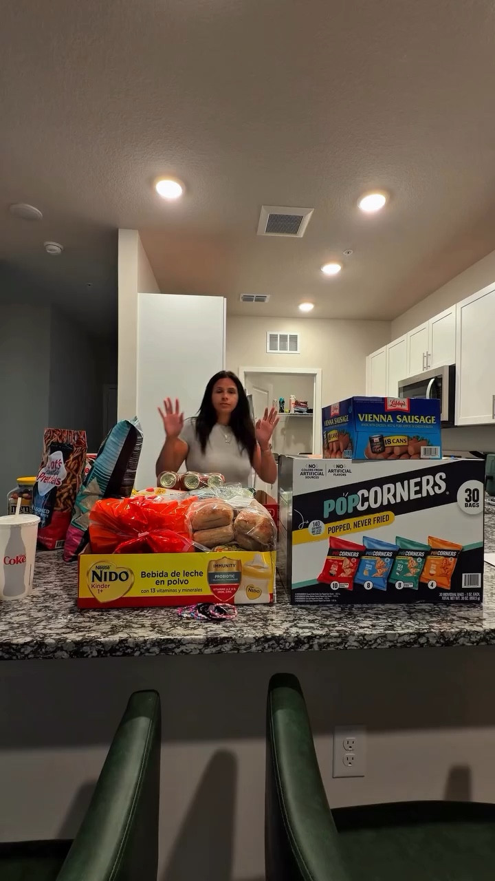 Spring break = kids home 24/7 so the grocery bill doubled real quick 😂 stocked up on all the snacks, easy lunches, and everything in between so we survive the week

#springbreakvibes #momlifeunfiltered #groceryhaul #momroutine #reallifemom

spring break grocery haul, mom life routines, feeding kids all day, weekly grocery restock, easy snacks for kids
