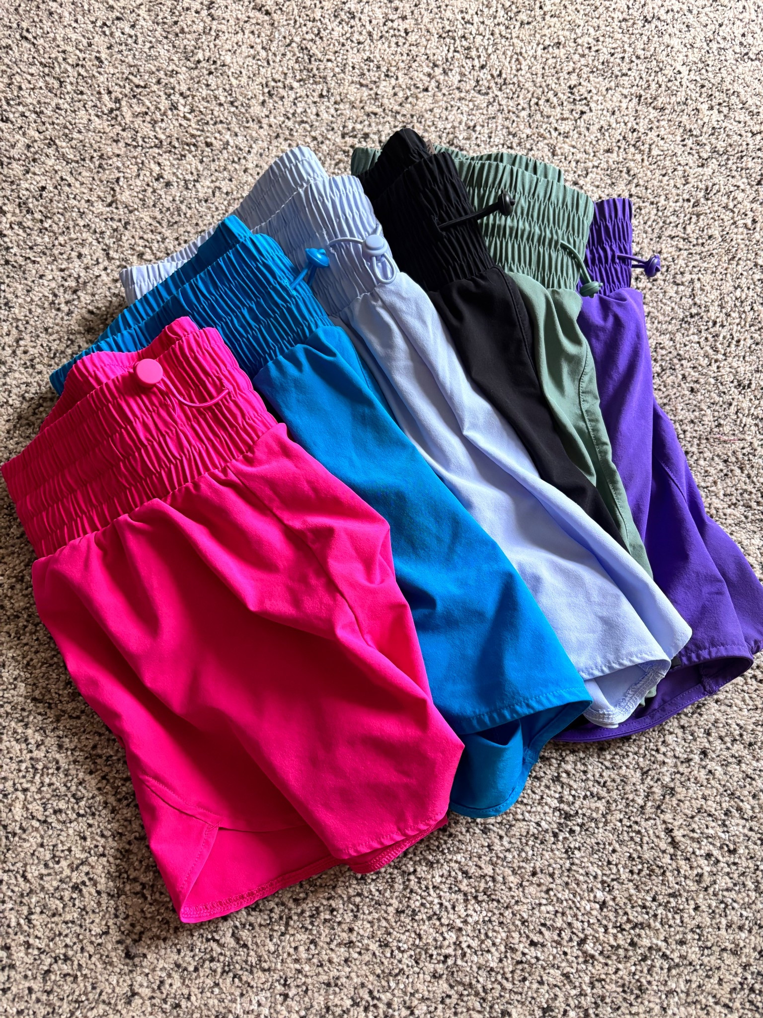 The only pair of shorts you need 😍😍 high waisted, thick band🙌🏻 If you’re in between sizes, size down!

#LTKSummerEdit #LTKFindsUnder50 #LTKActive