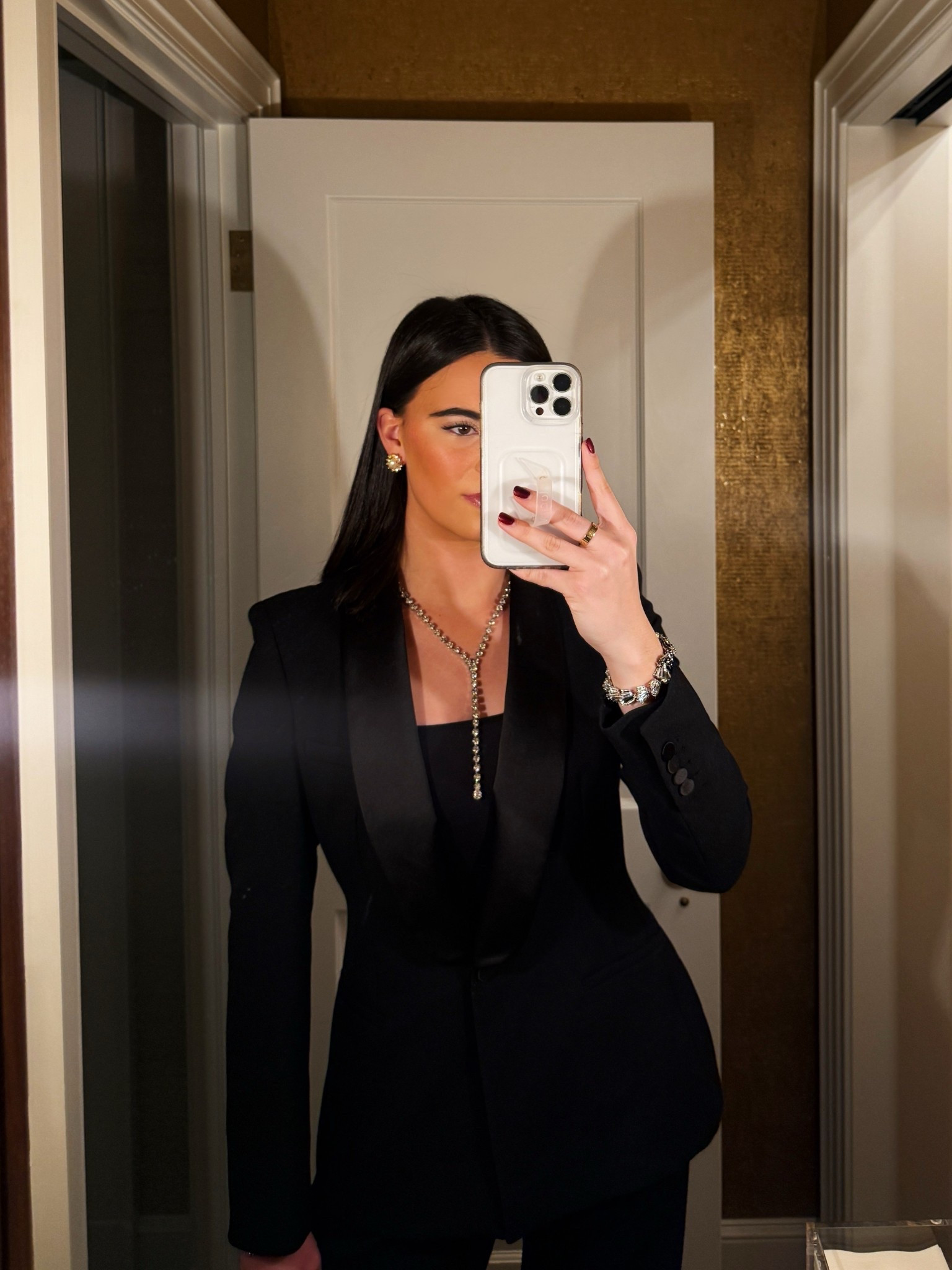 I loved my birthday look for this year! I wore this matching tuxedo set from Zara! I paired it with some new Loren Hope jewelry they gifted me - so glam and chic for the holidays! ✨



#LTKHoliday #LTKdayinmylife #LTKGiftGuide