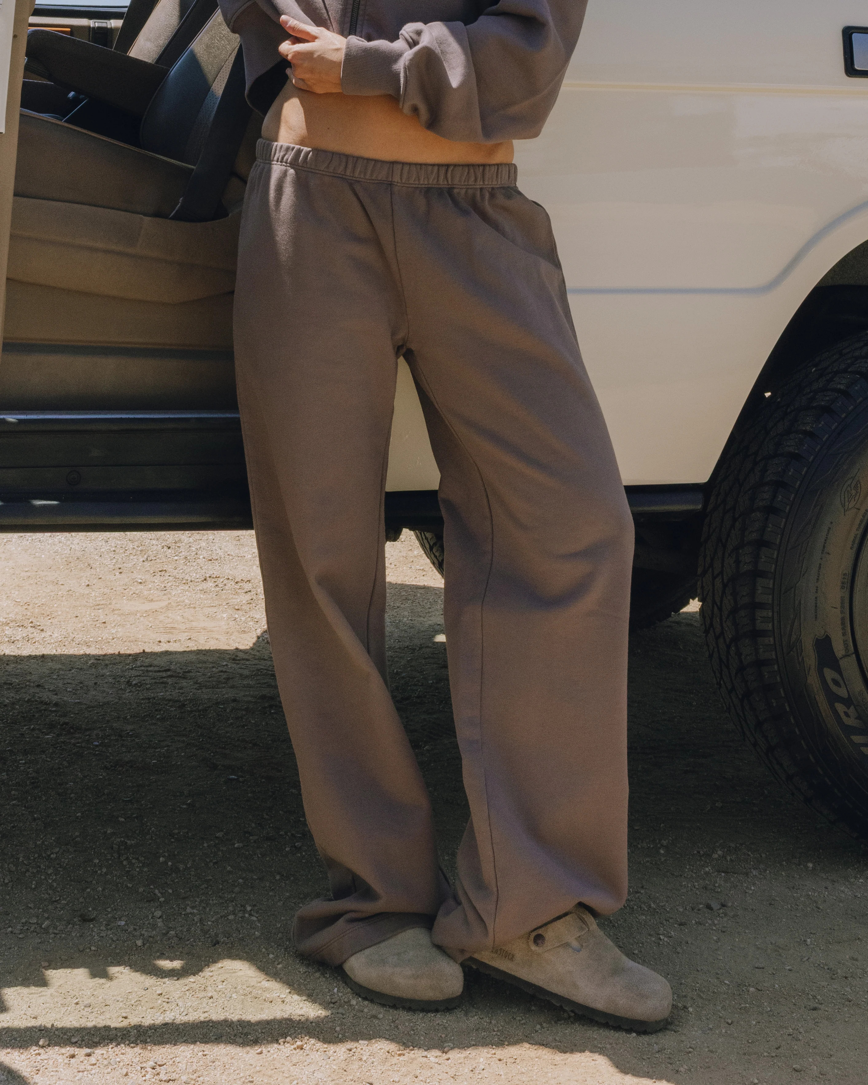 Low Rise Sweatpants - Mocha | Daily Drills LLC