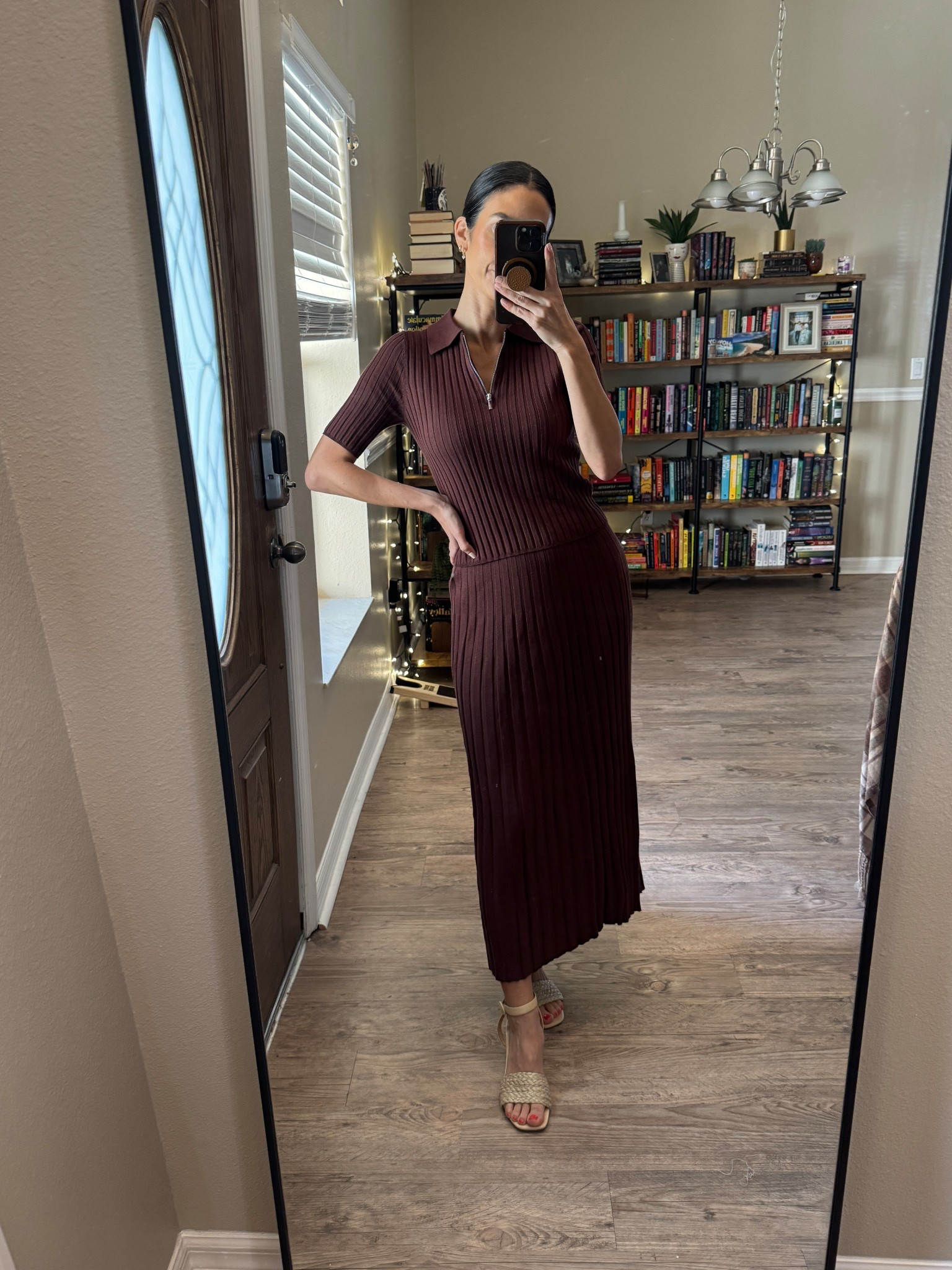 Sweater top and skirt both size XS, run big I would size down 

#LTKStyleTip #LTKFindsUnder50 #LTKWorkwear